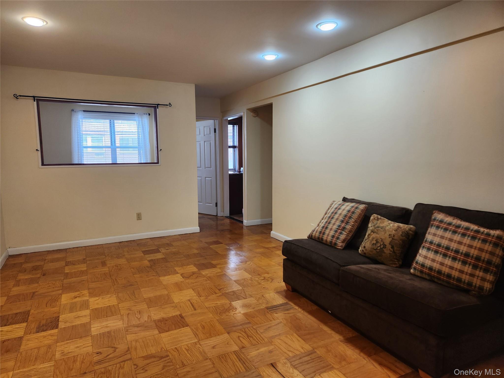 700 Shore Road # 2U, Long Beach, NY 11561