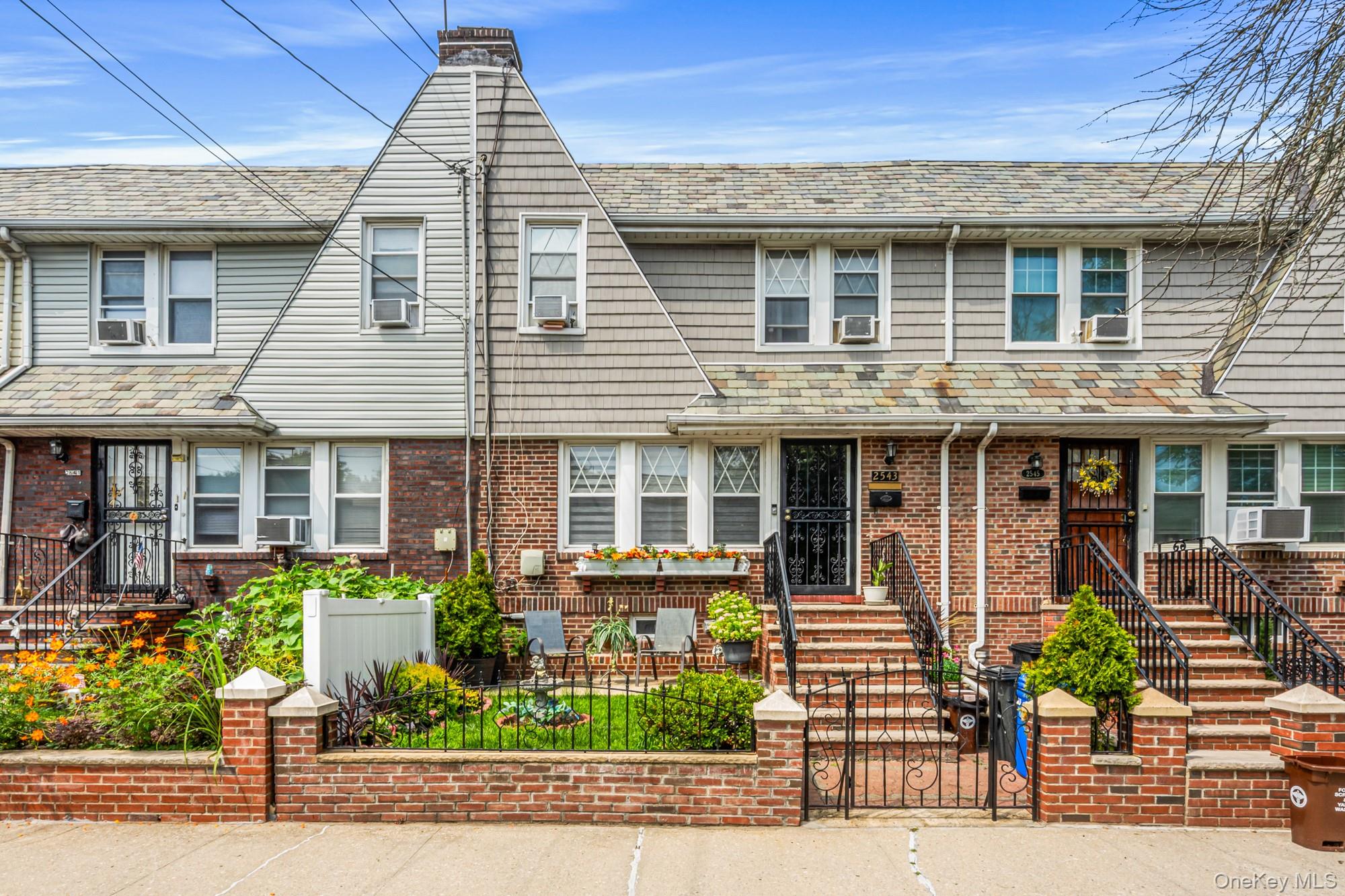 2543 Mickle Avenue, Bronx, NY 10469