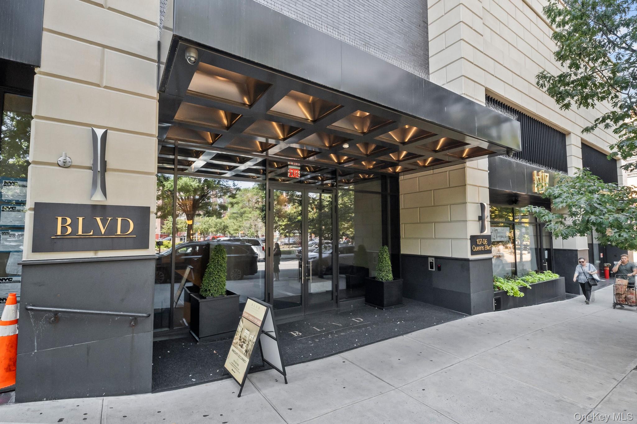 107-06 Queens Boulevard # 10E, Forest Hills, NY 11375