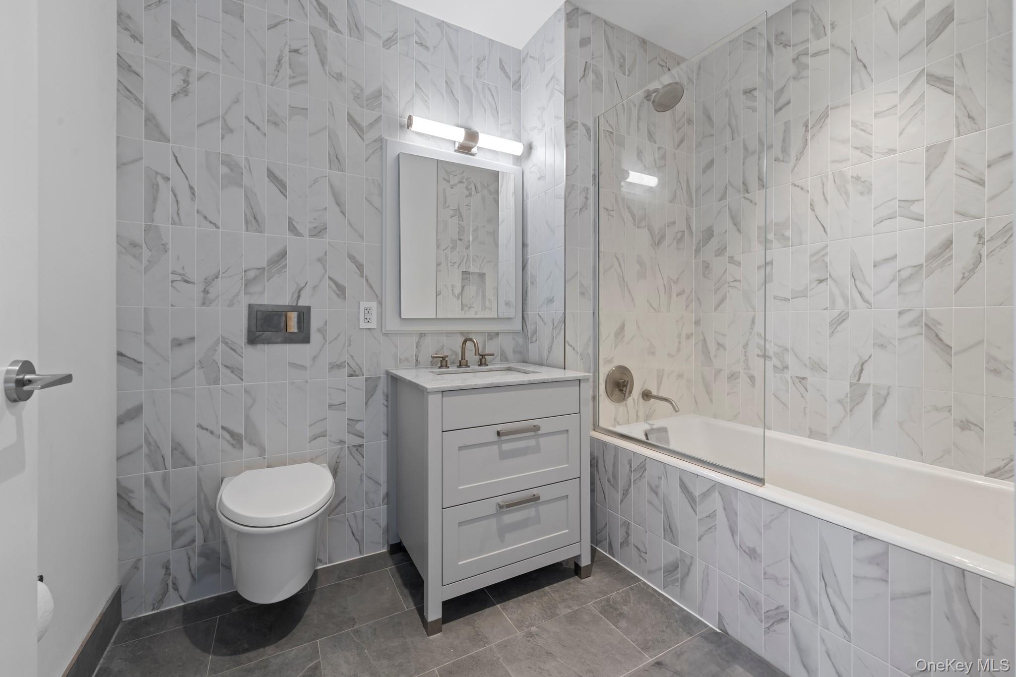 107-06 Queens Boulevard # 10E, Forest Hills, NY 11375