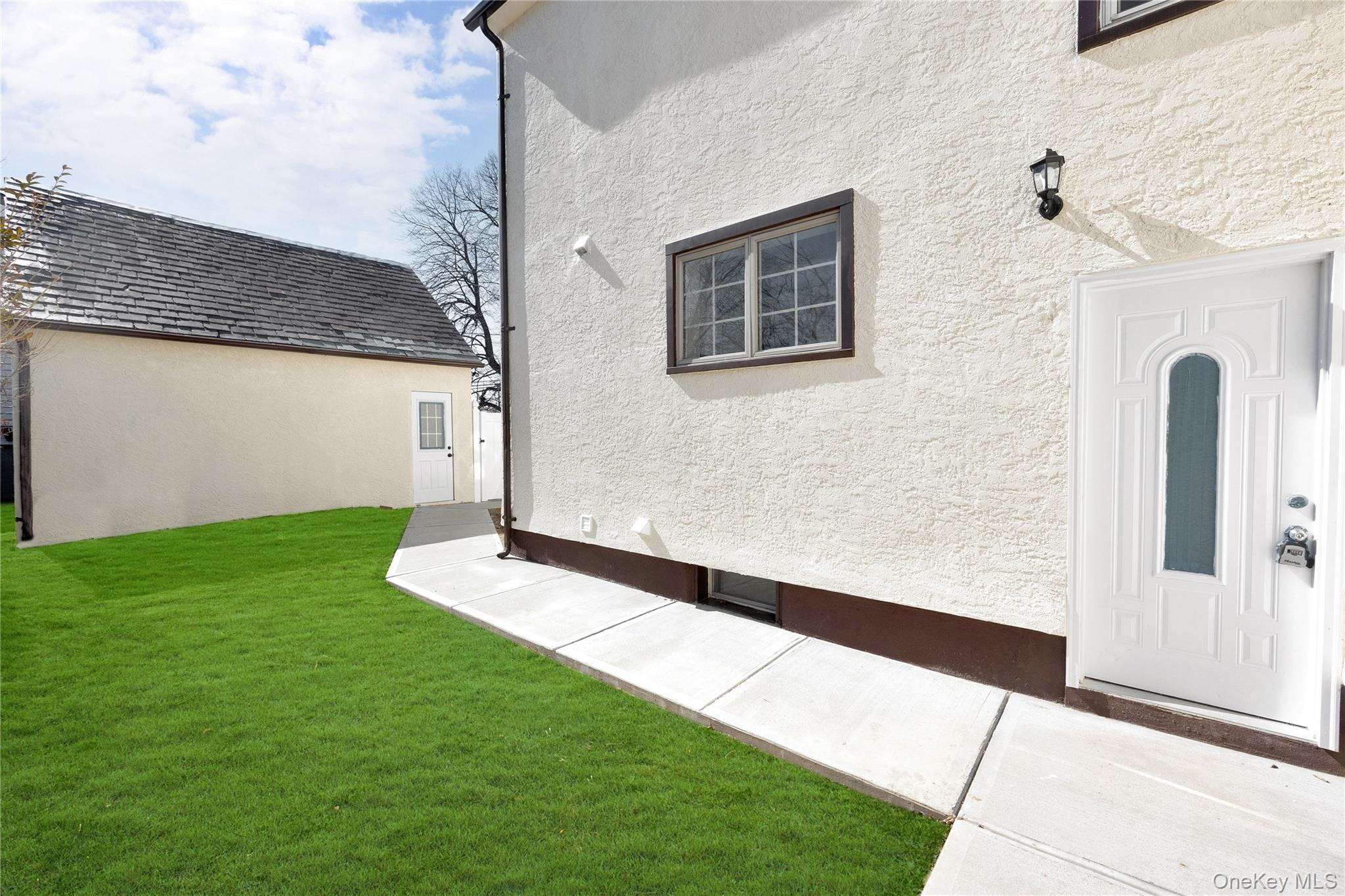 50 MAYFAIR AVENUE, West Hempstead, NY 11552-1513