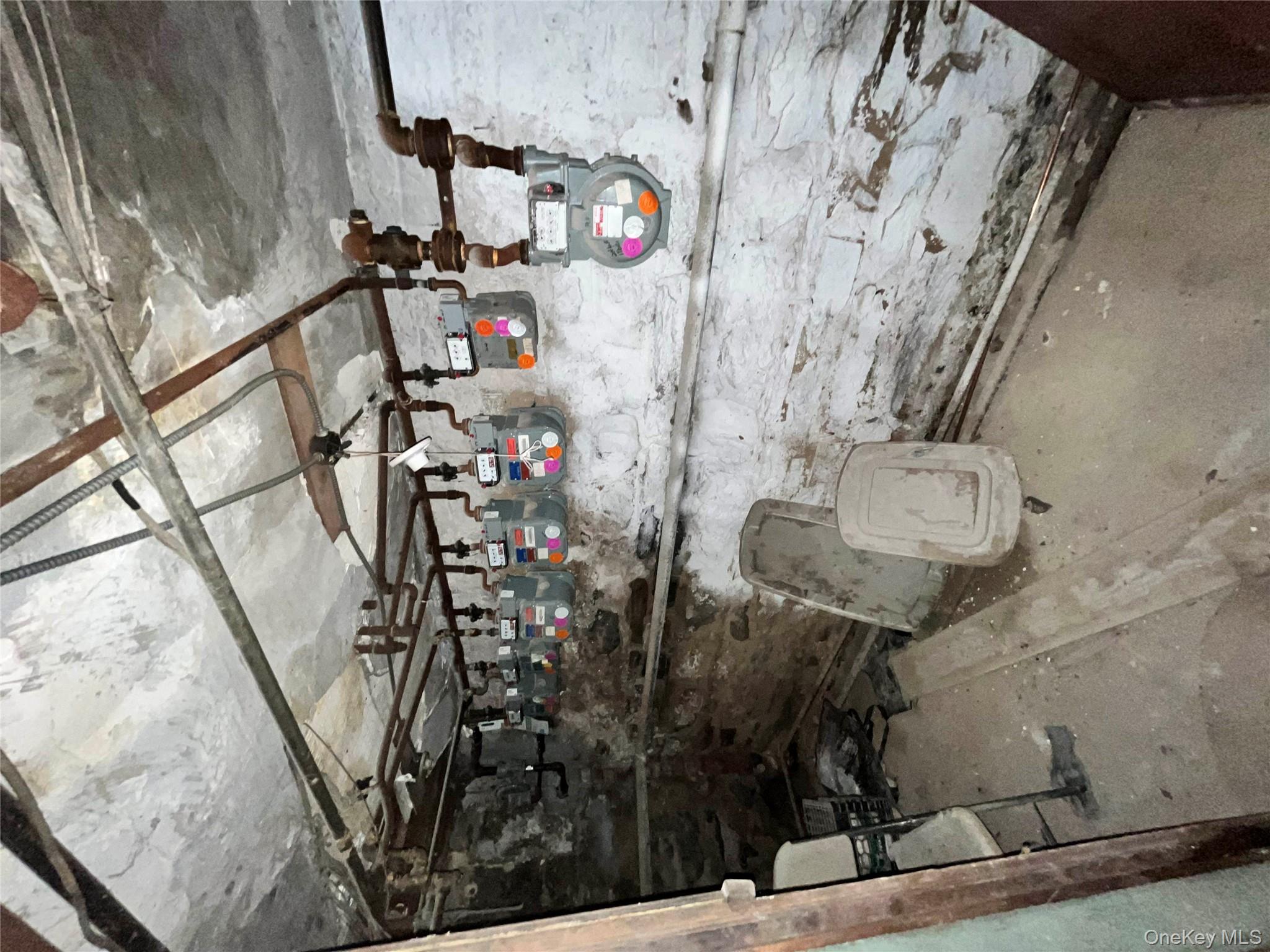 591 Van Nest Avenue, Bronx, NY 10460