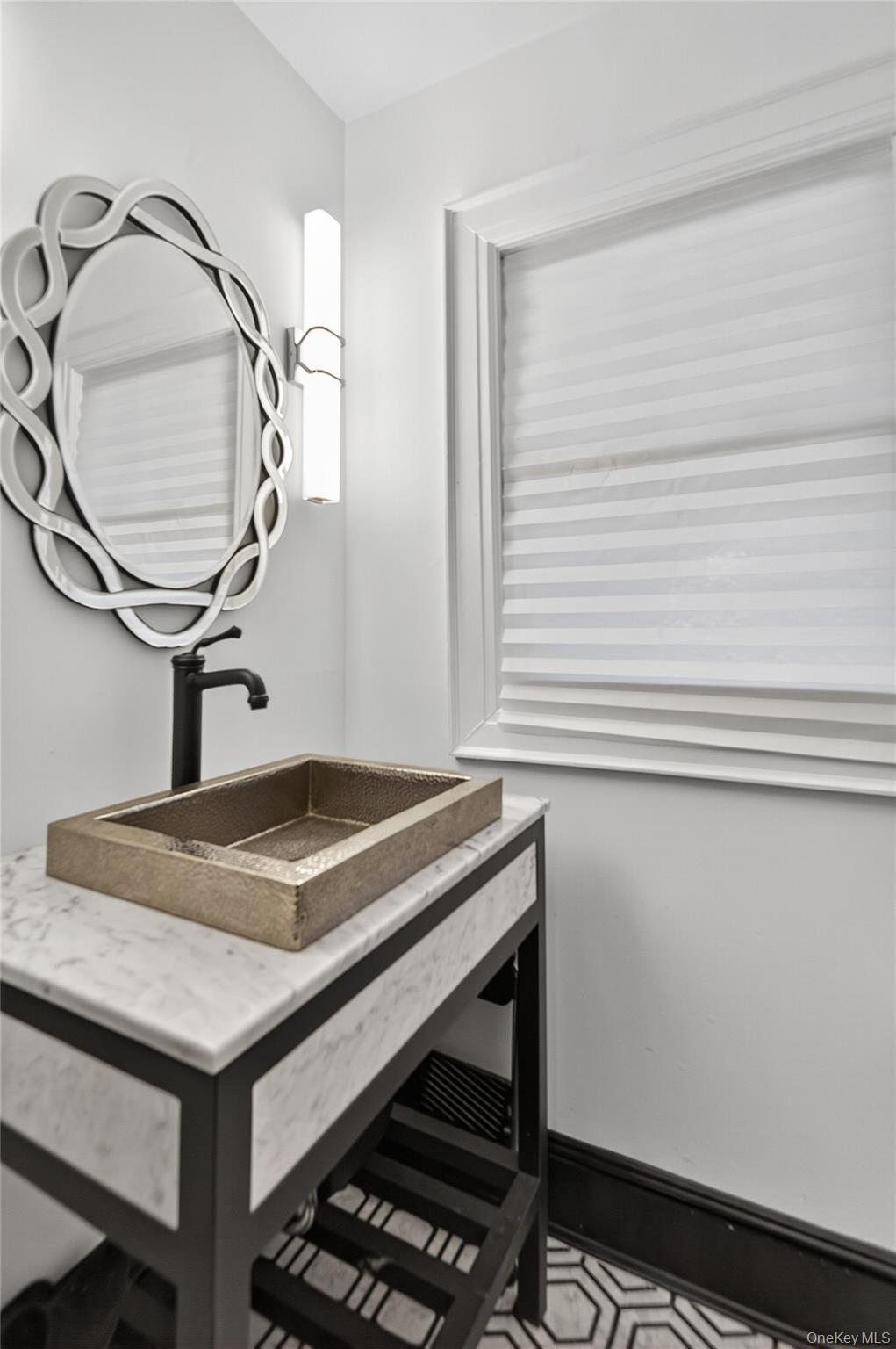 20 Hendrick Avenue, Glen Cove, NY 11542