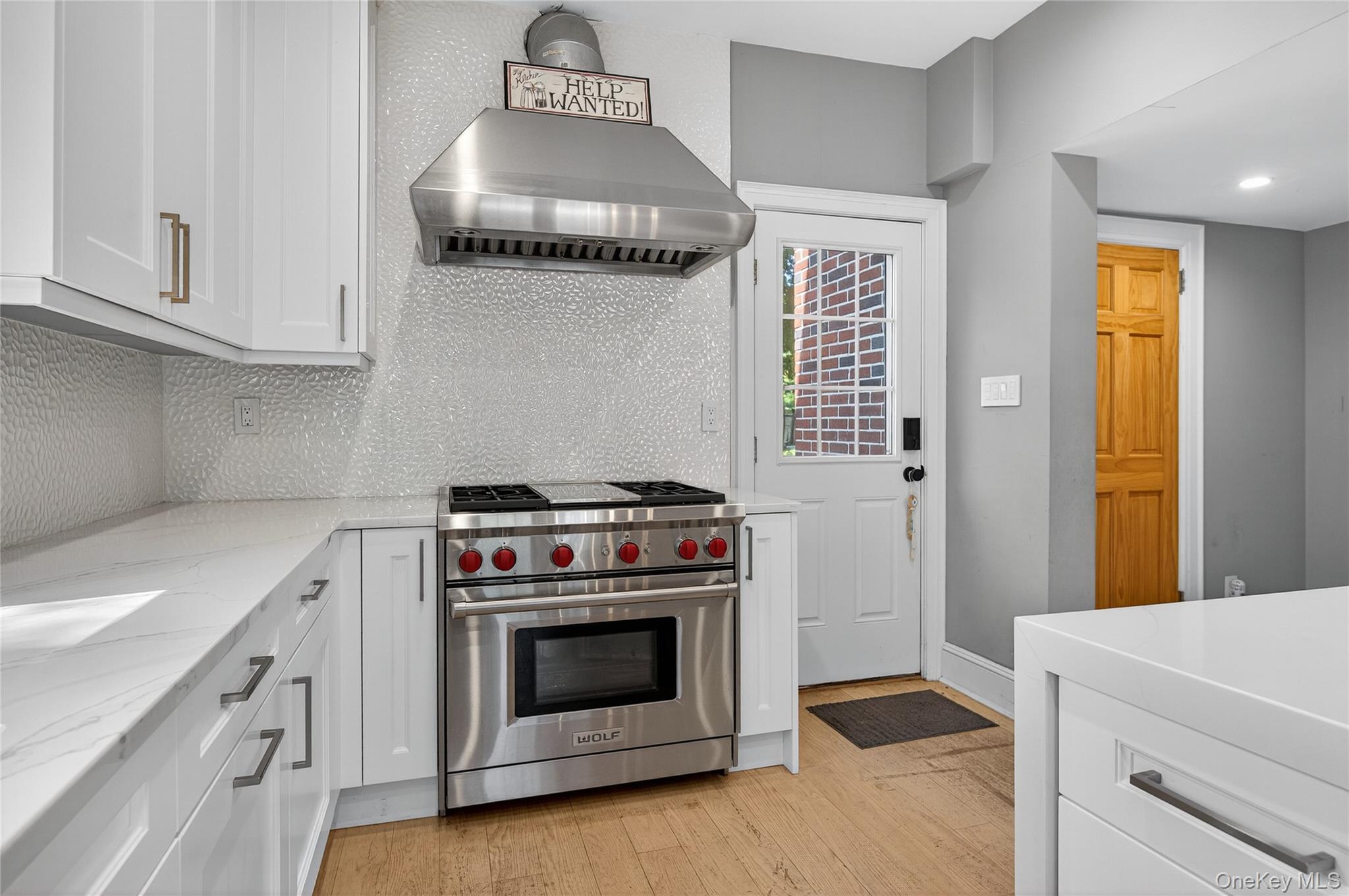 20 Hendrick Avenue, Glen Cove, NY 11542