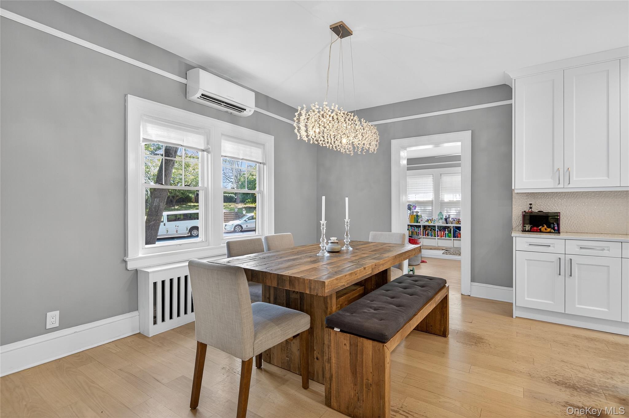 20 Hendrick Avenue, Glen Cove, NY 11542