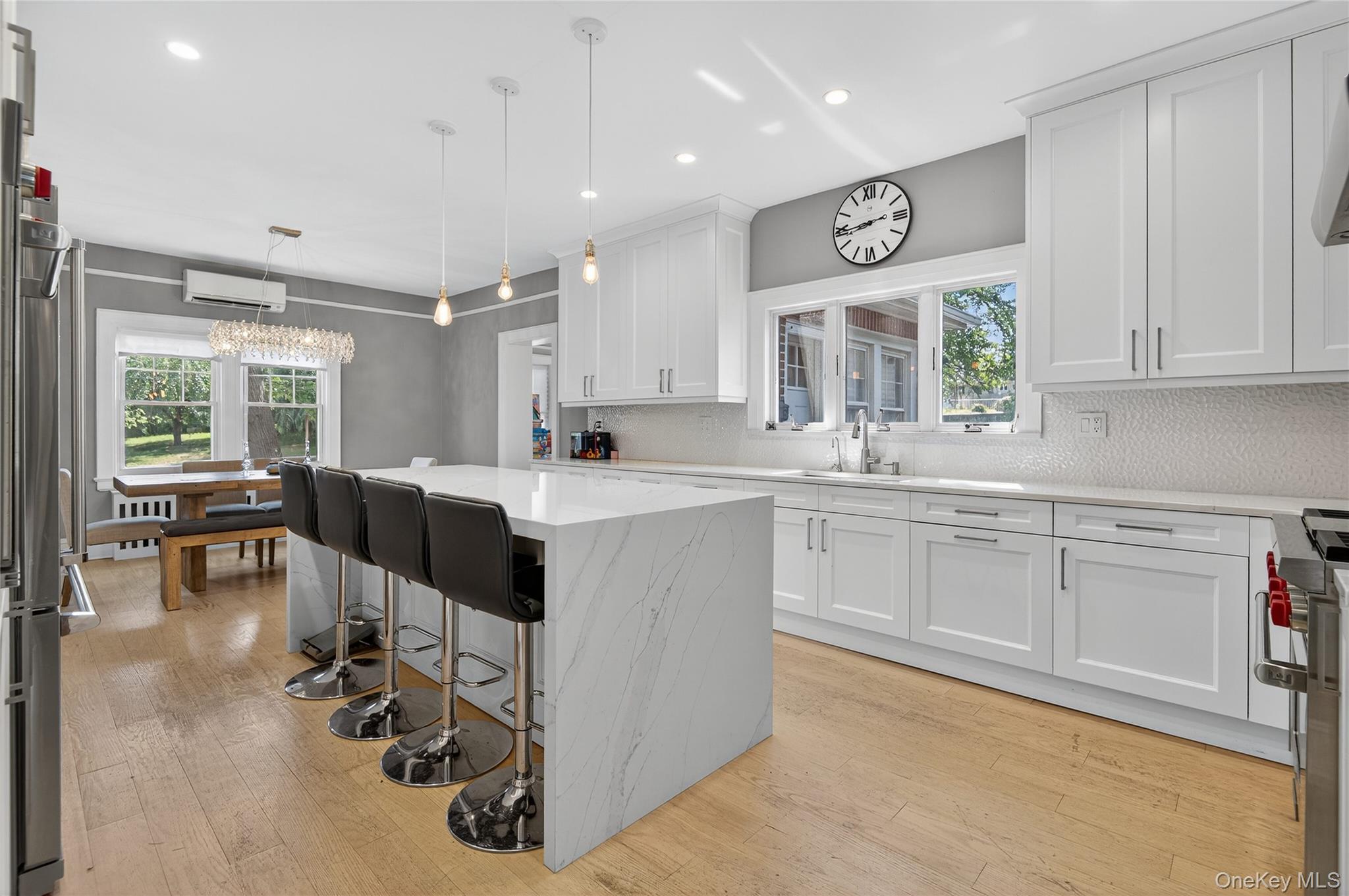 20 Hendrick Avenue, Glen Cove, NY 11542