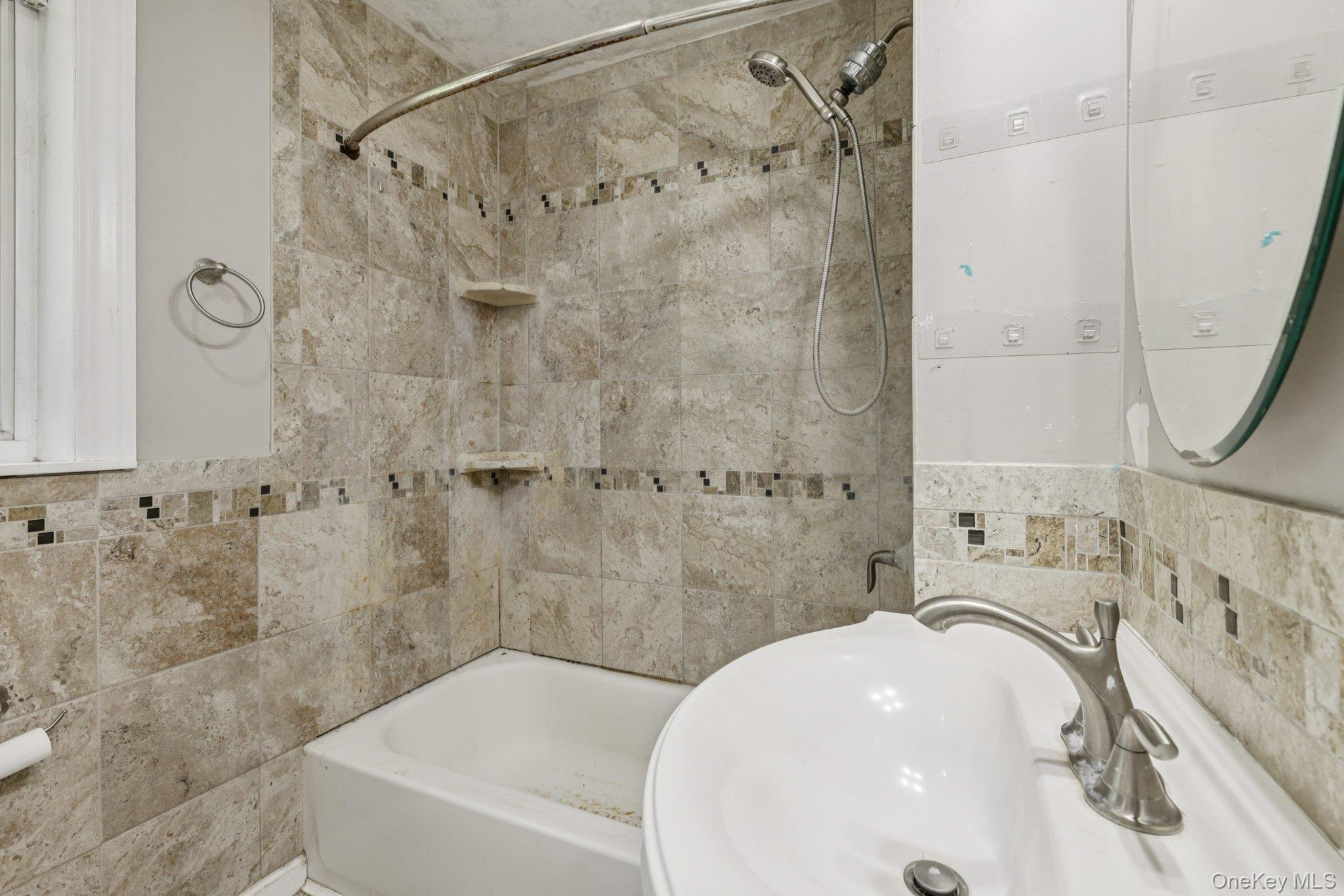 130 Hewitt Street, Lake Peekskill, NY 10537