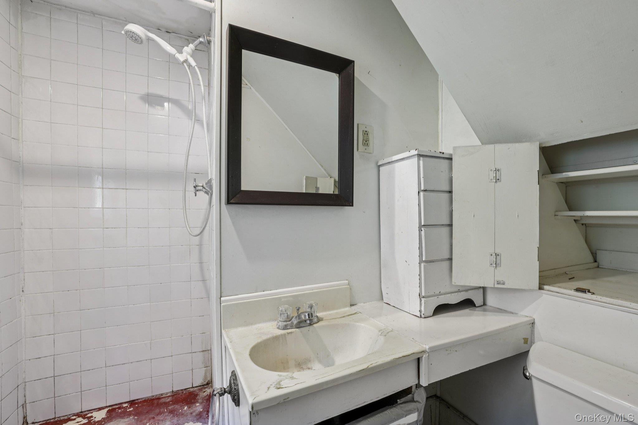 130 Hewitt Street, Lake Peekskill, NY 10537