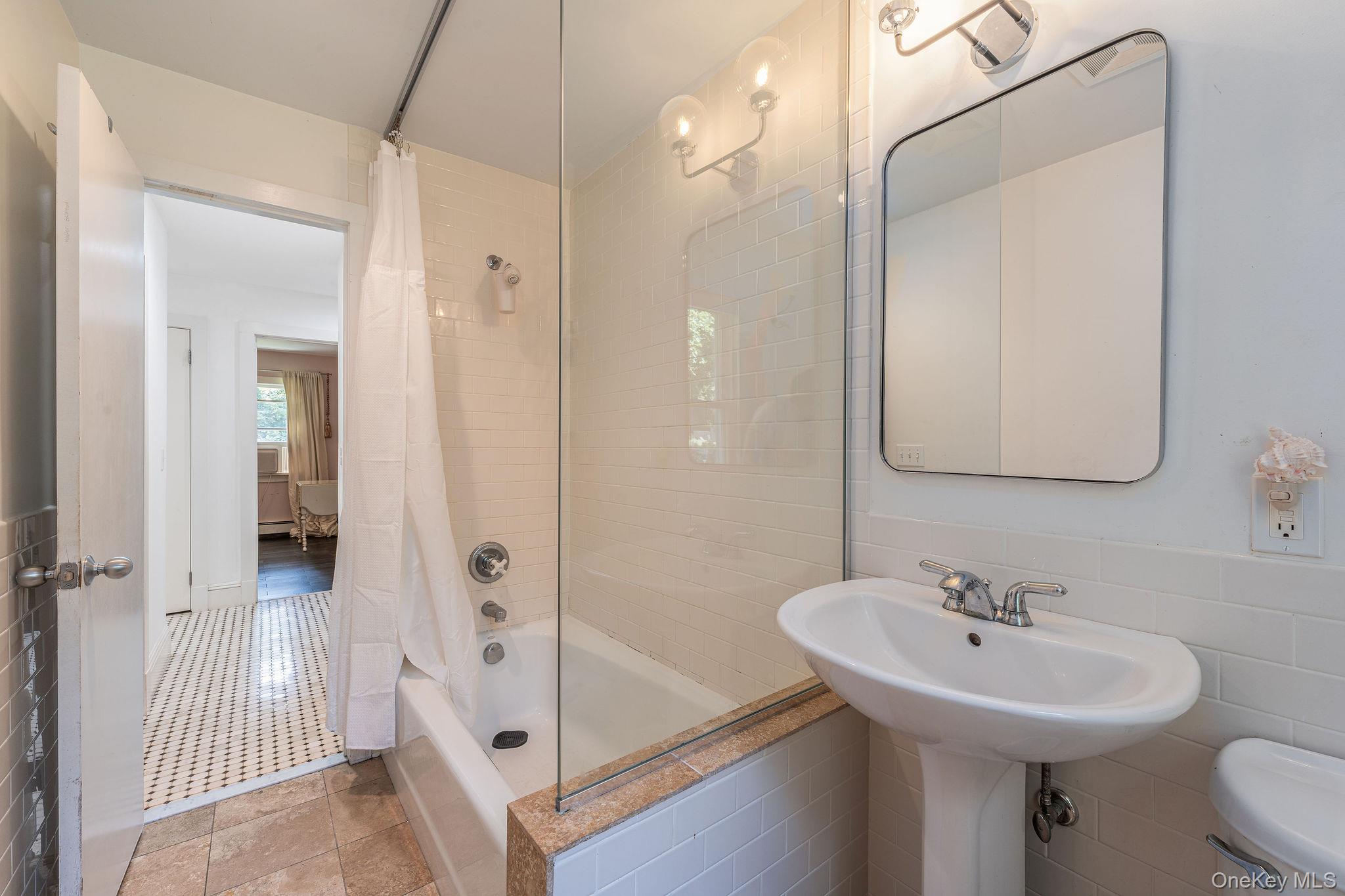 1 Gazon Road, Shelter Island, NY 11964