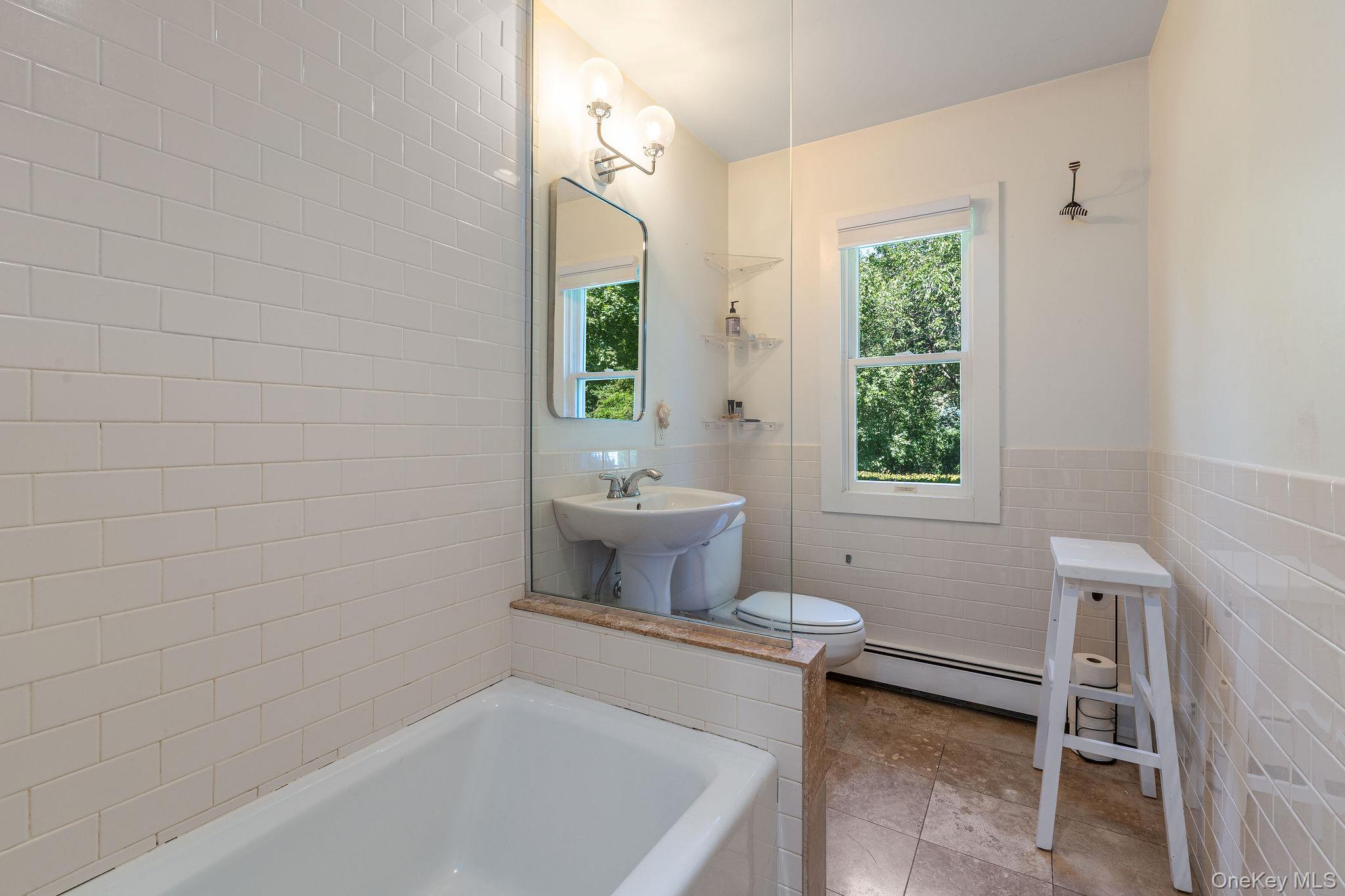 1 Gazon Road, Shelter Island, NY 11964