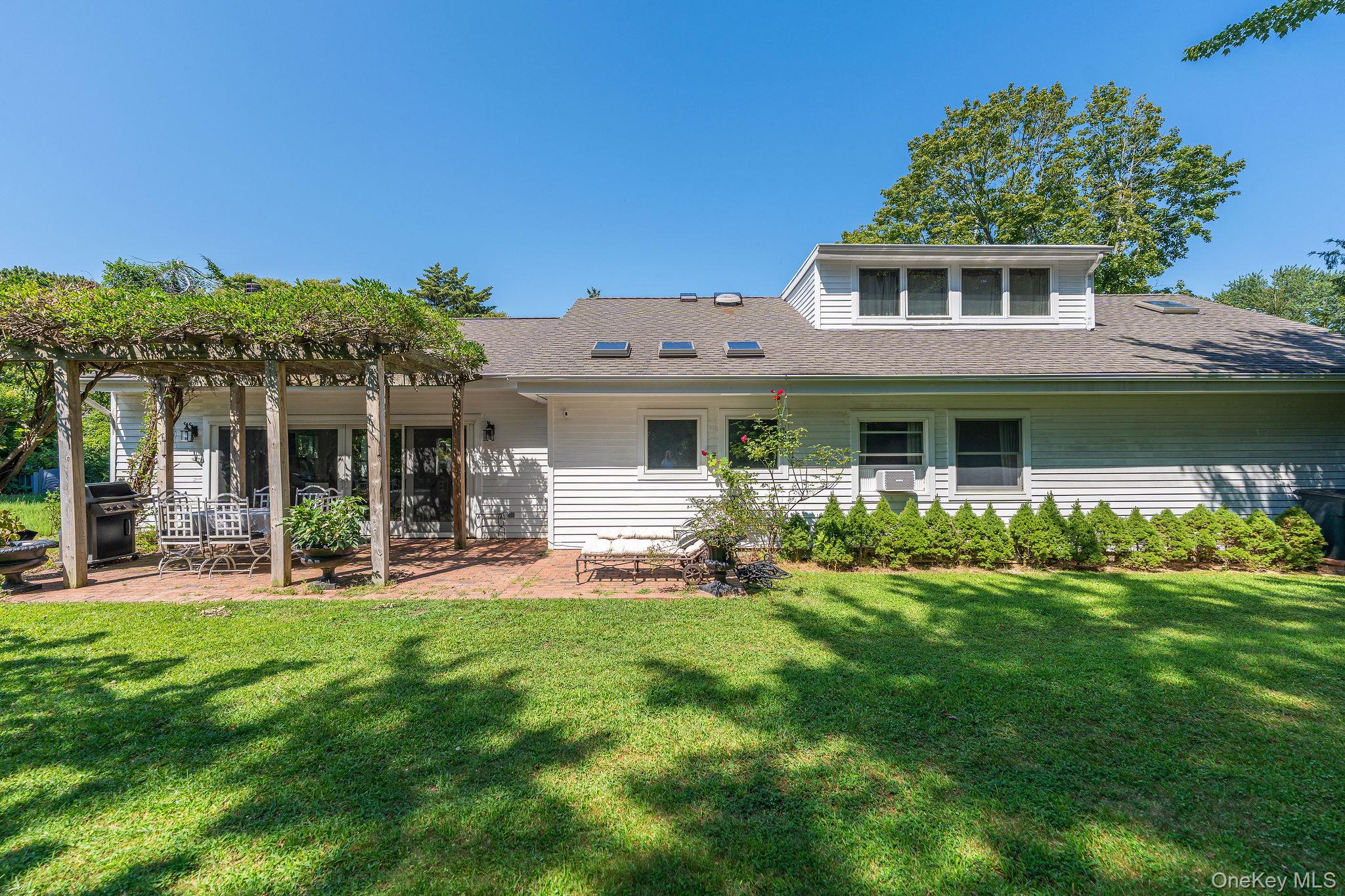 1 Gazon Road, Shelter Island, NY 11964