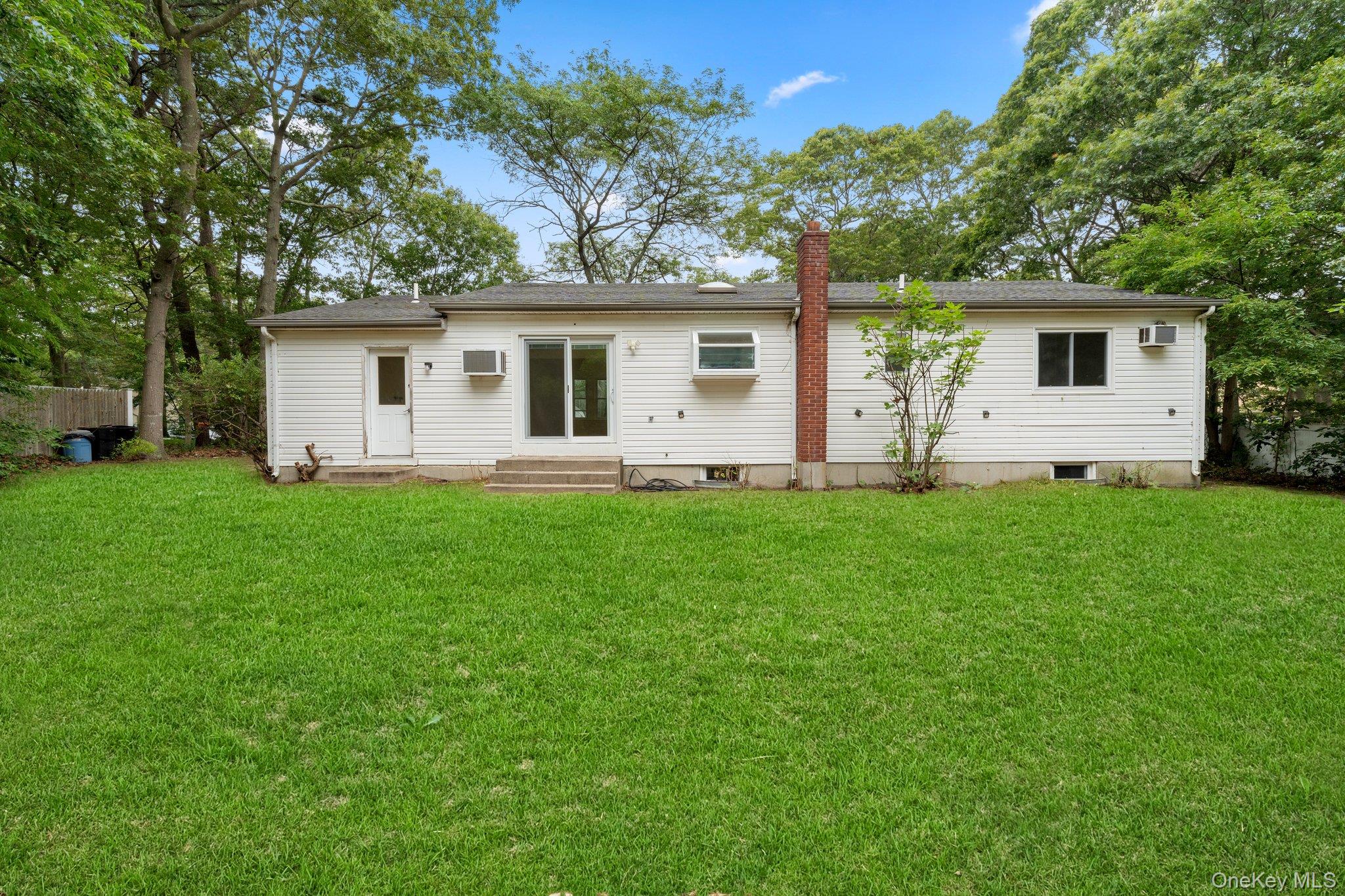 24 Dover Avenue, Mastic, NY 11950