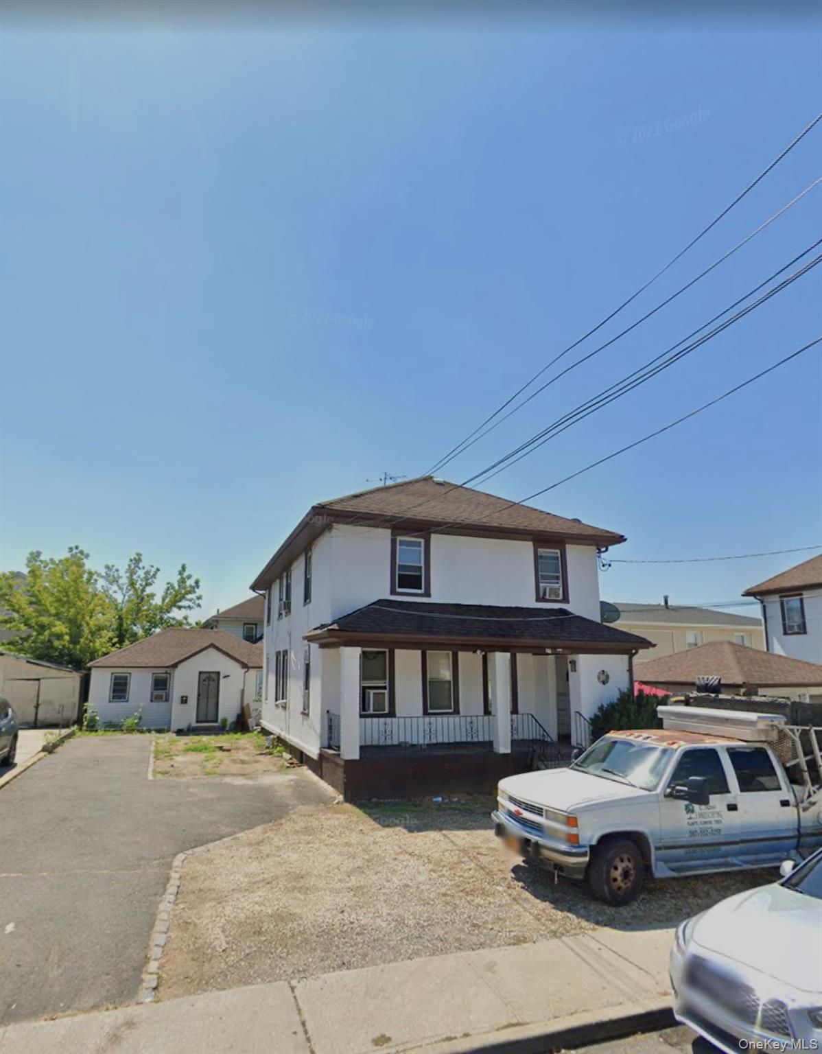 35 loretta Street, Inwood, NY 11096