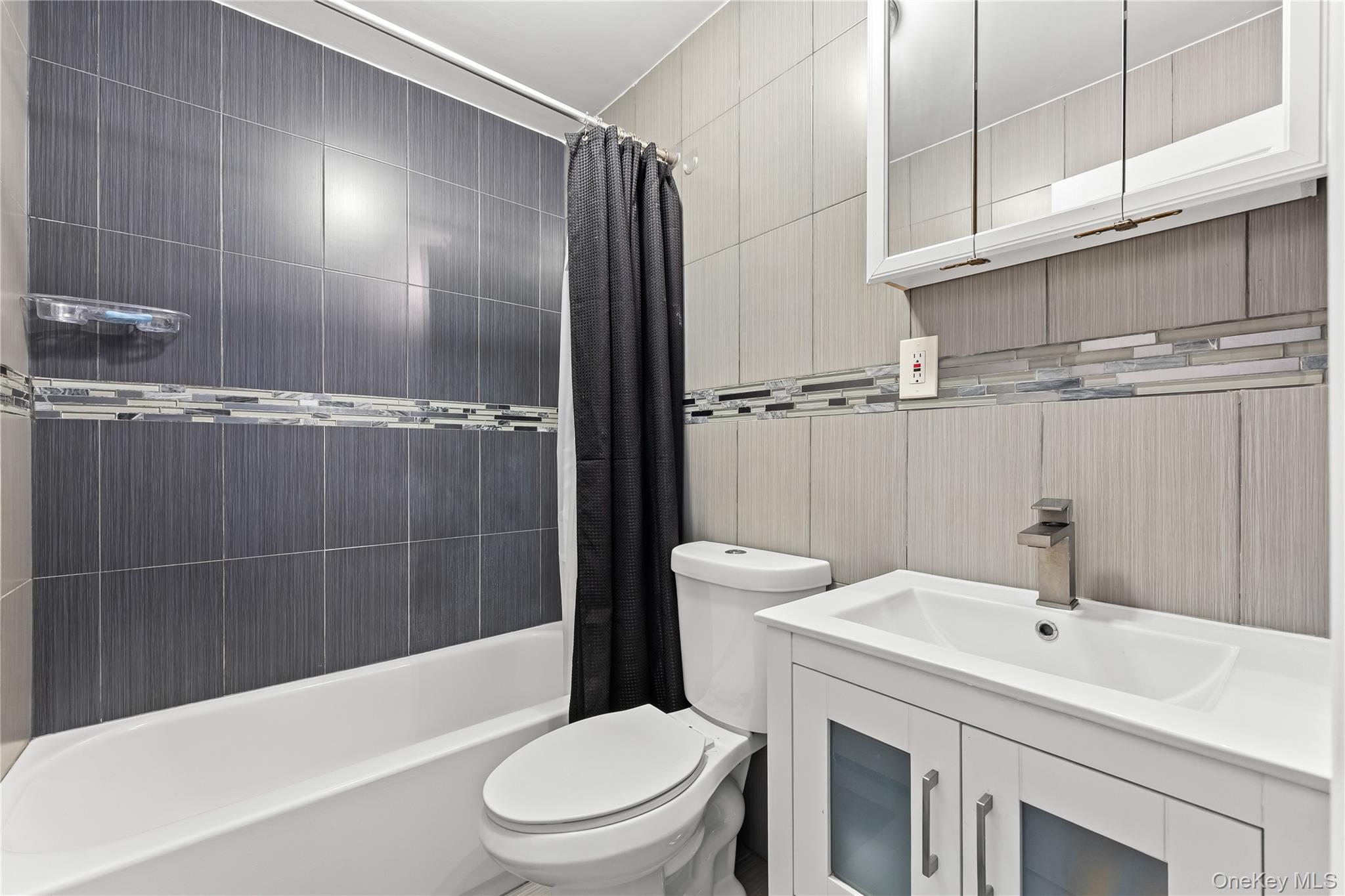 4114 Wickham Avenue, Bronx, NY 10466