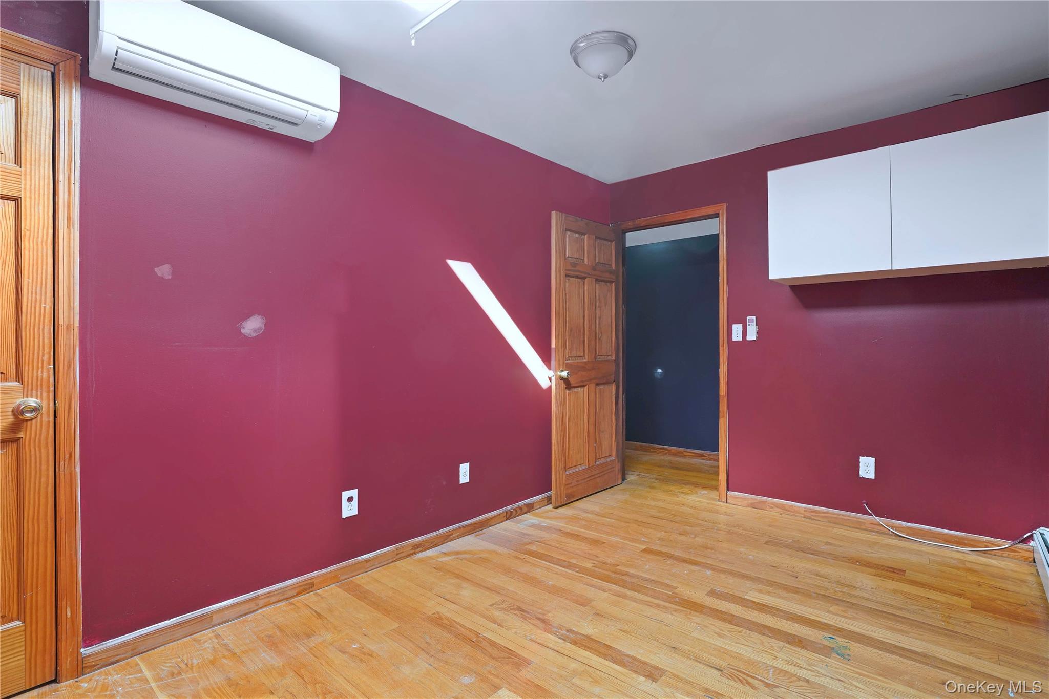 6536 Metropolitan Avenue, Middle Village, NY 11379