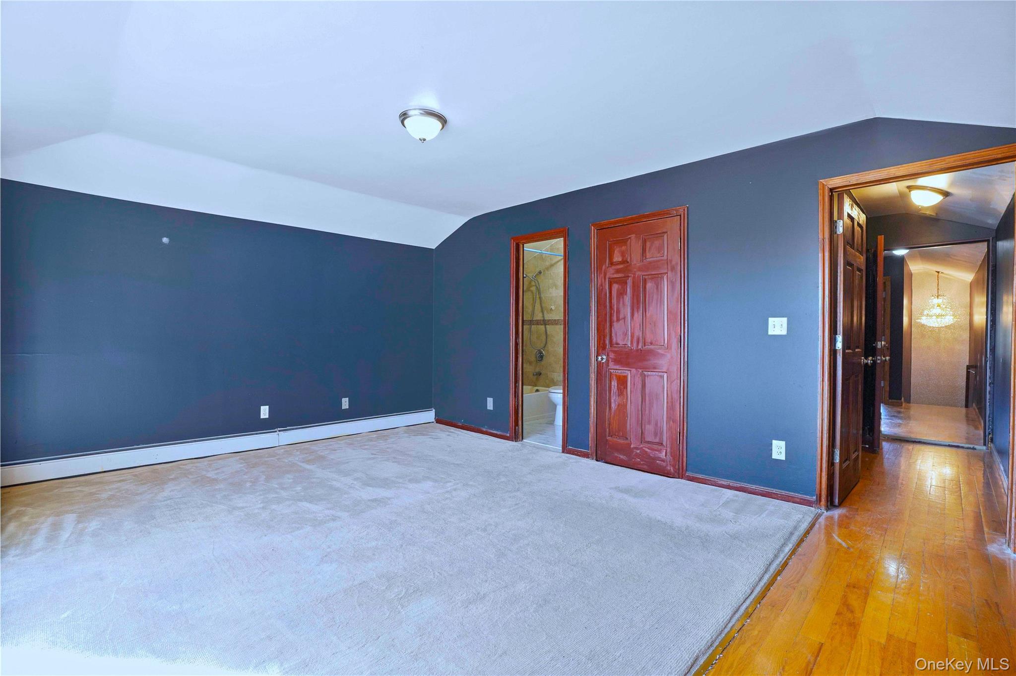 6536 Metropolitan Avenue, Middle Village, NY 11379