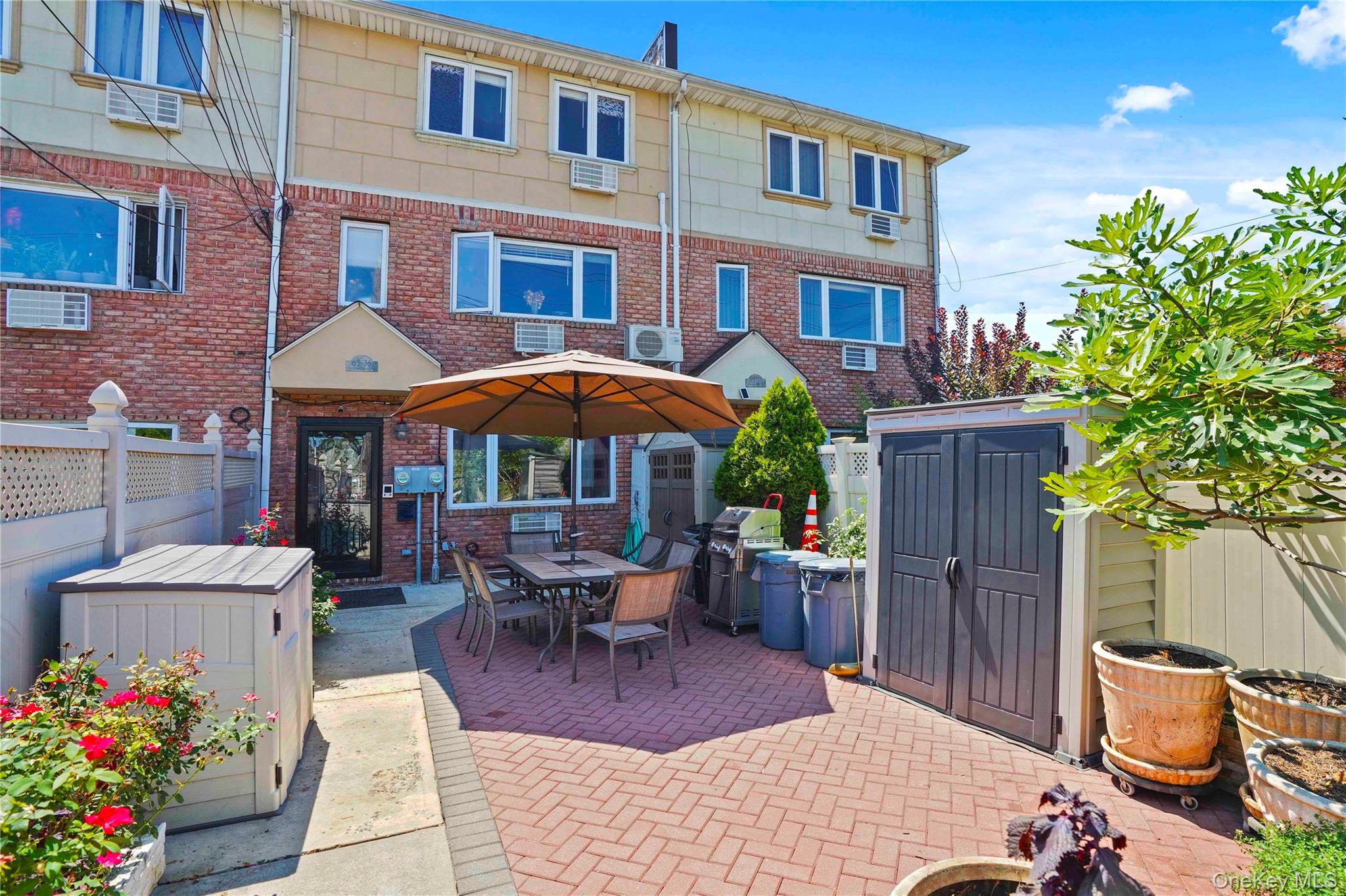 6536 Metropolitan Avenue, Middle Village, NY 11379