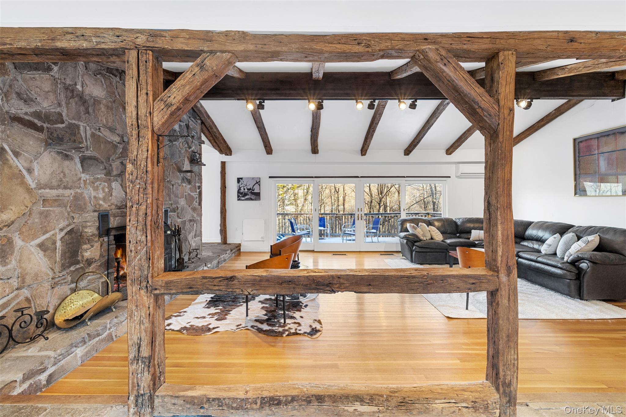 660-668 N Chodikee Lake Road, Highland, NY 12528