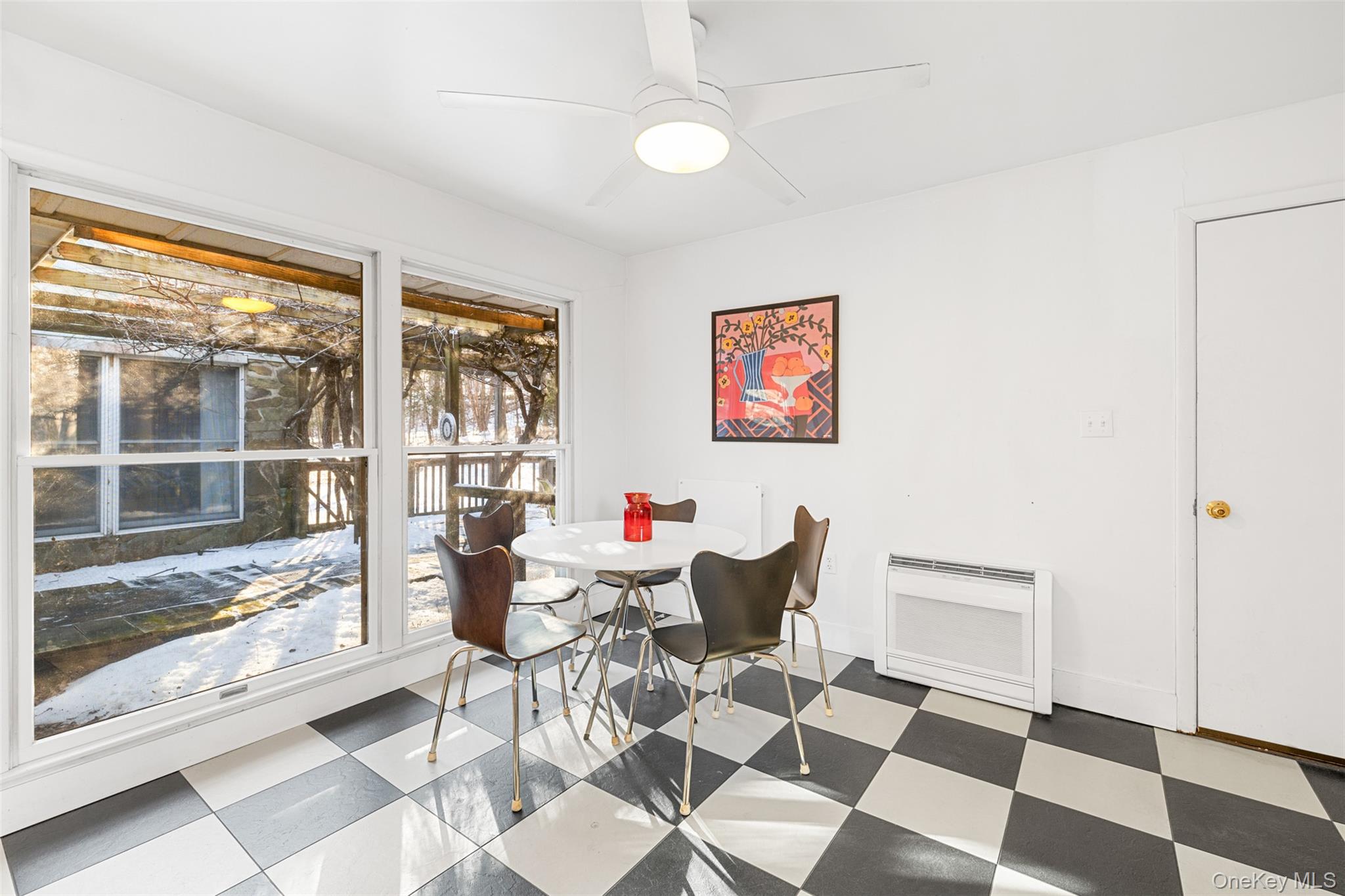 660-668 N Chodikee Lake Road, Highland, NY 12528