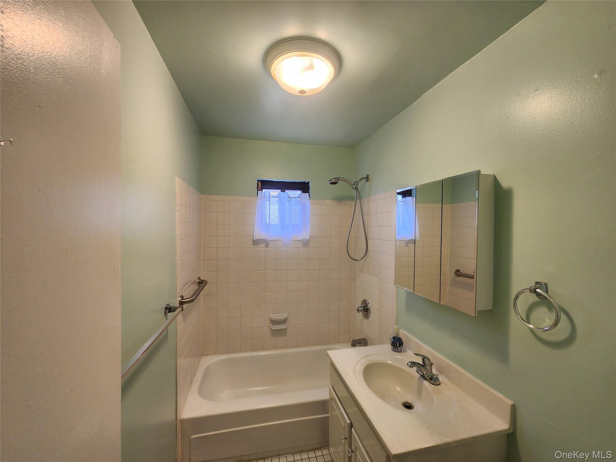 11 brevoort Drive, Pomona, NY 10970