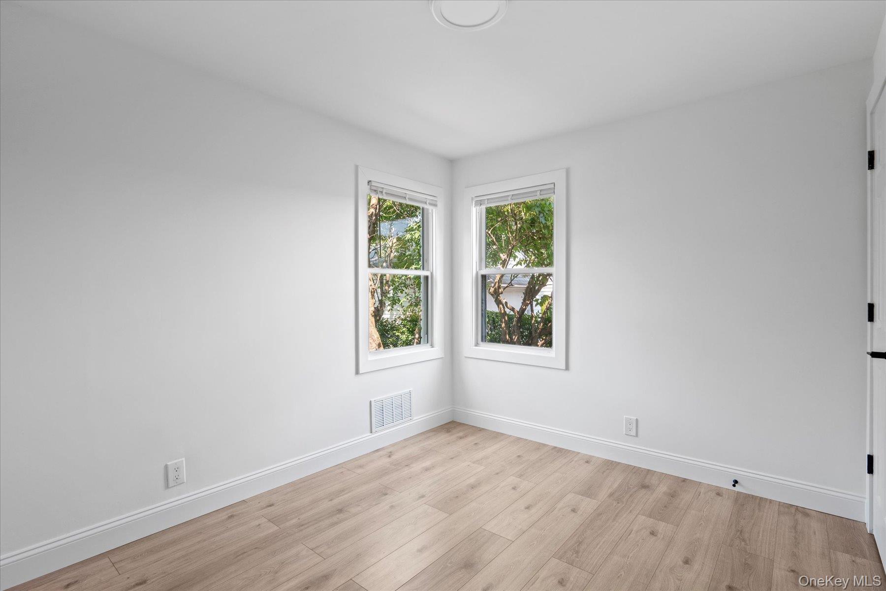 227 Warren Street, Uniondale, NY 11553