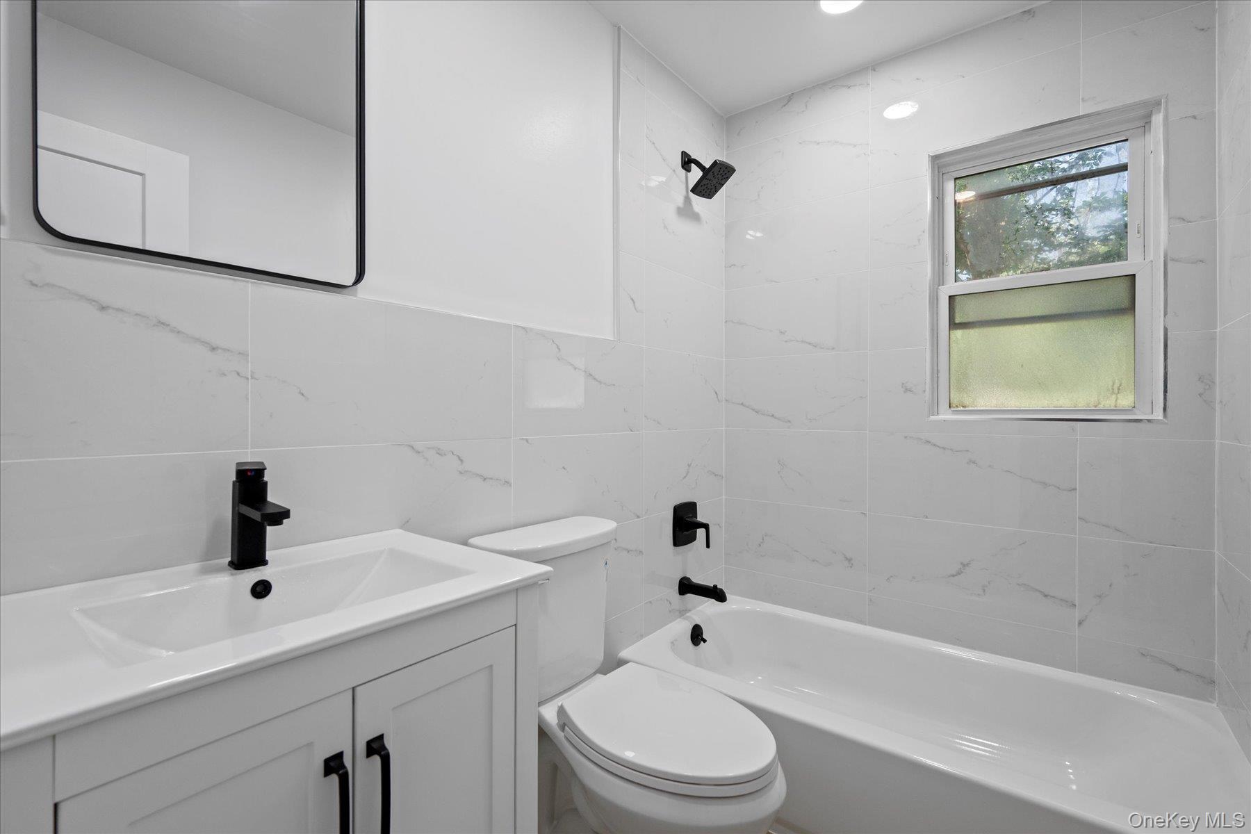 227 Warren Street, Uniondale, NY 11553