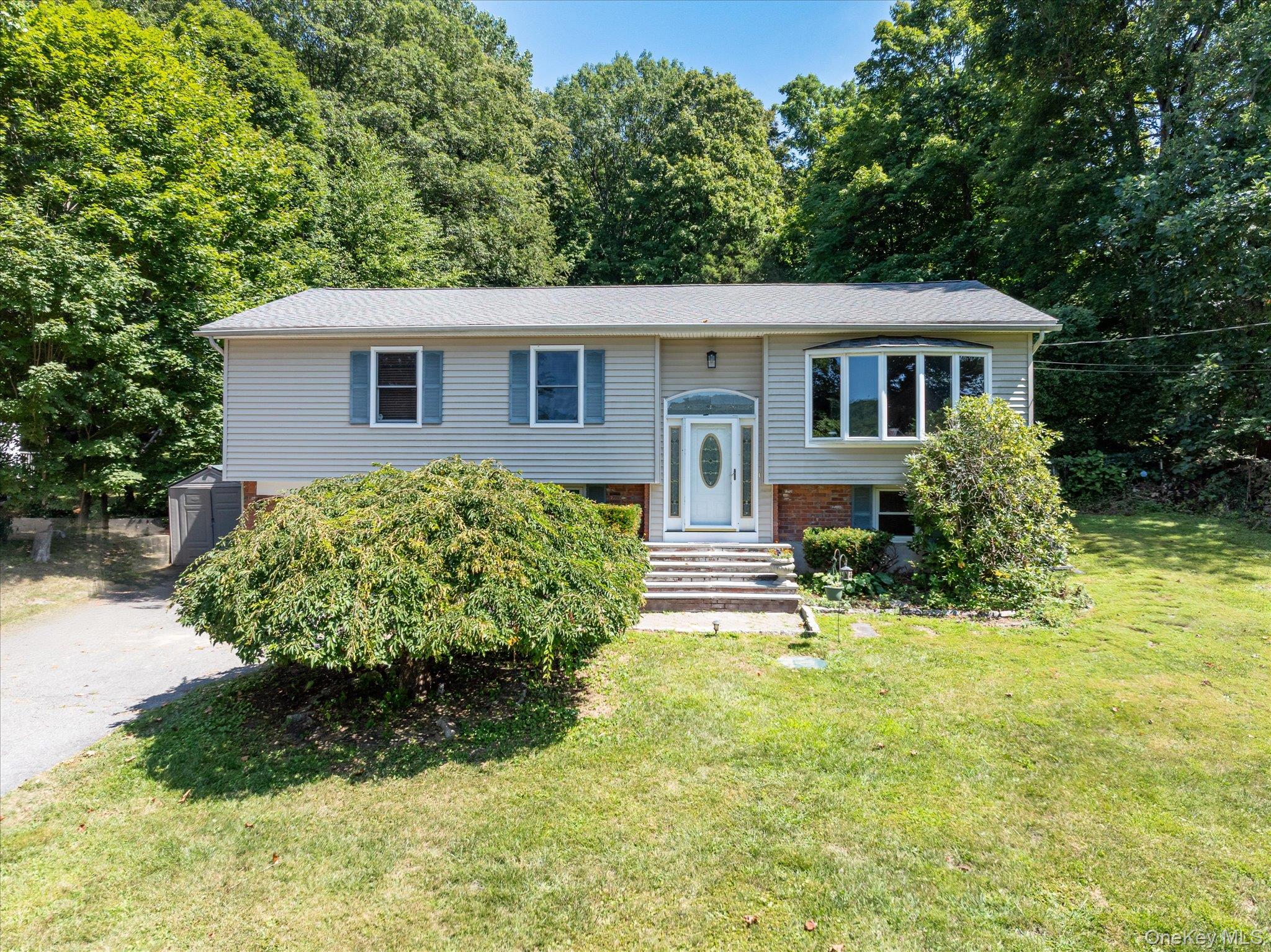 30 Steiner Drive, Mahopac, NY 10541