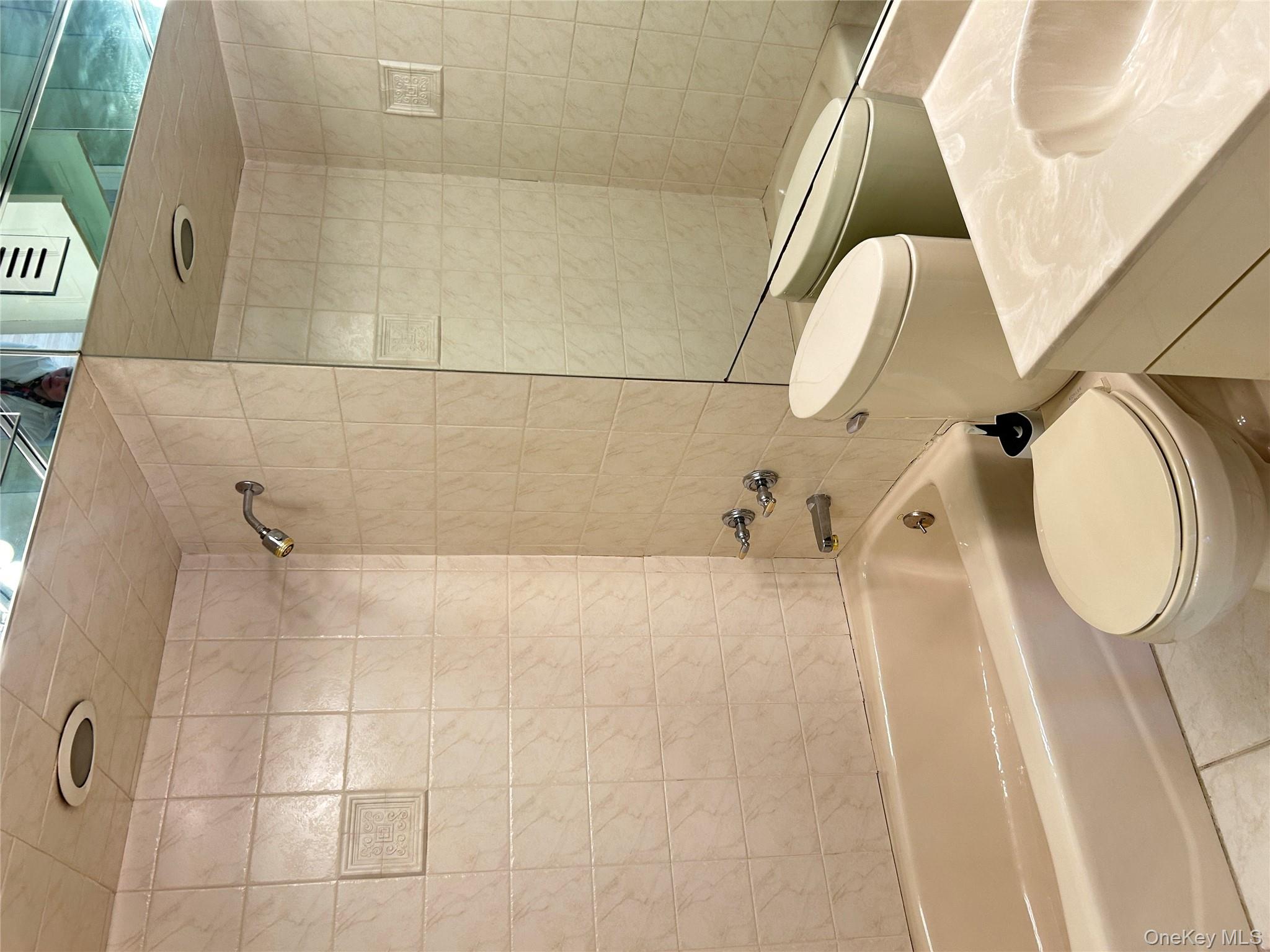 3068 Xavier Place, Oceanside, NY 11572