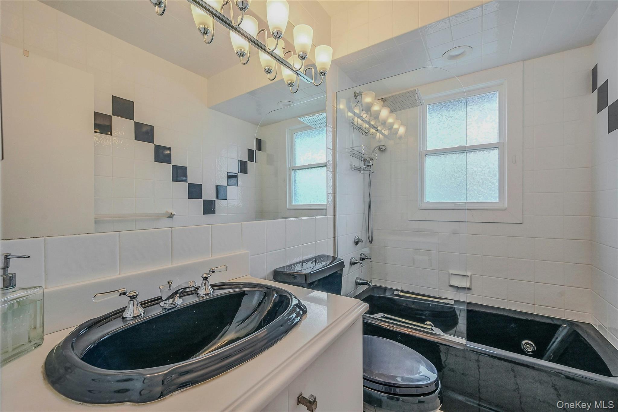 30 Tarpon Road, East Quogue, NY 11942