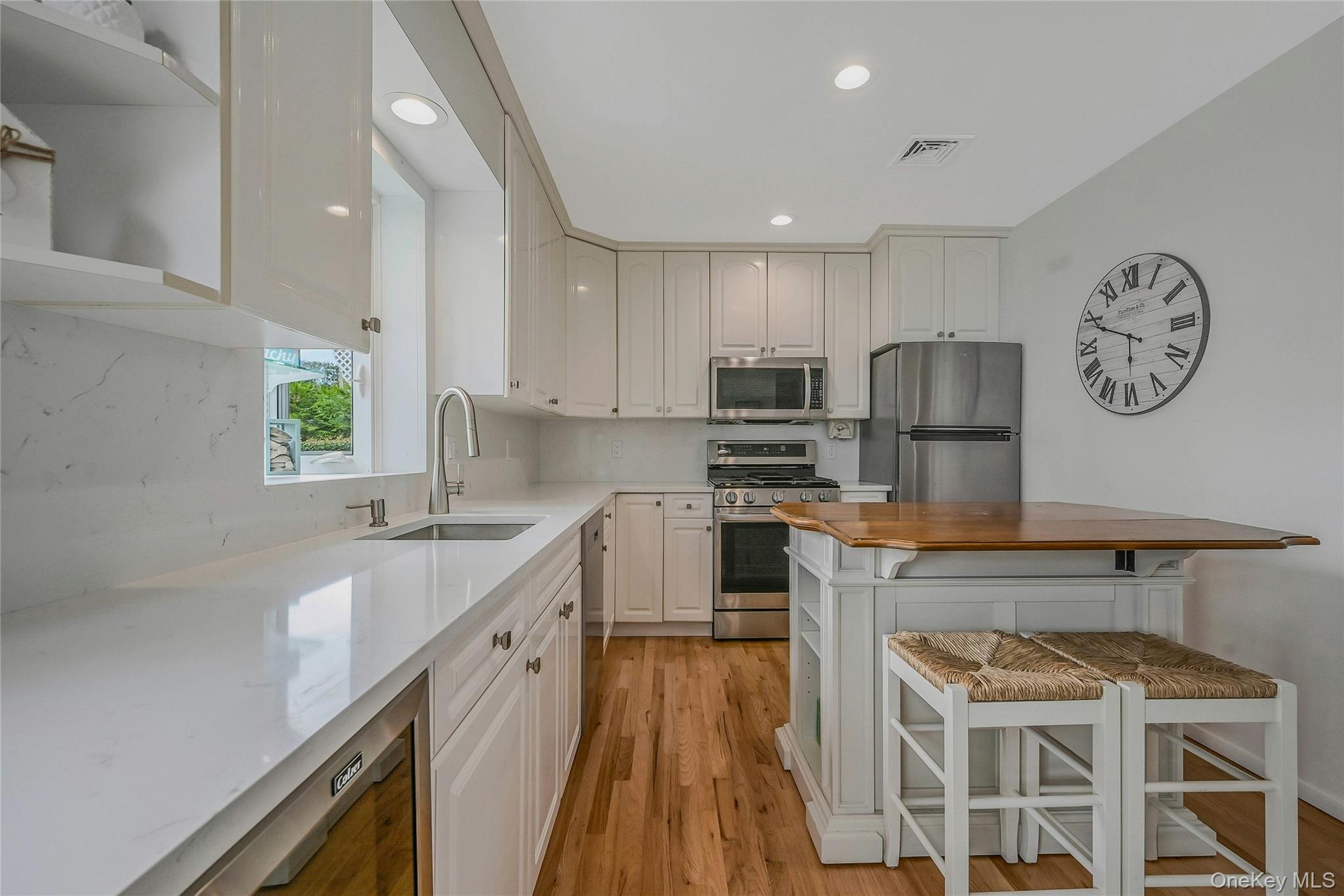 30 Tarpon Road, East Quogue, NY 11942