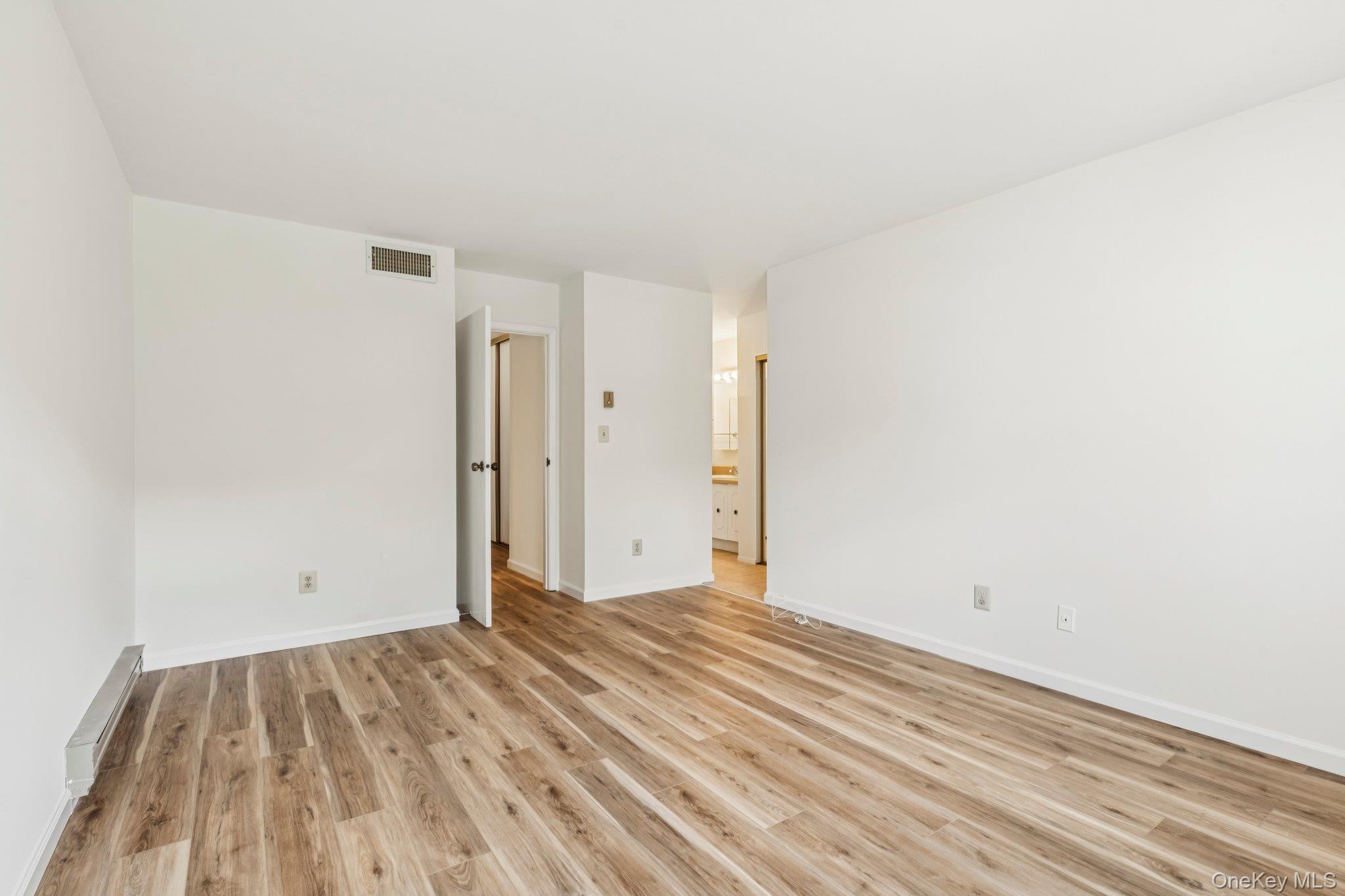 102 Gotham Way, Saint James, NY 11780