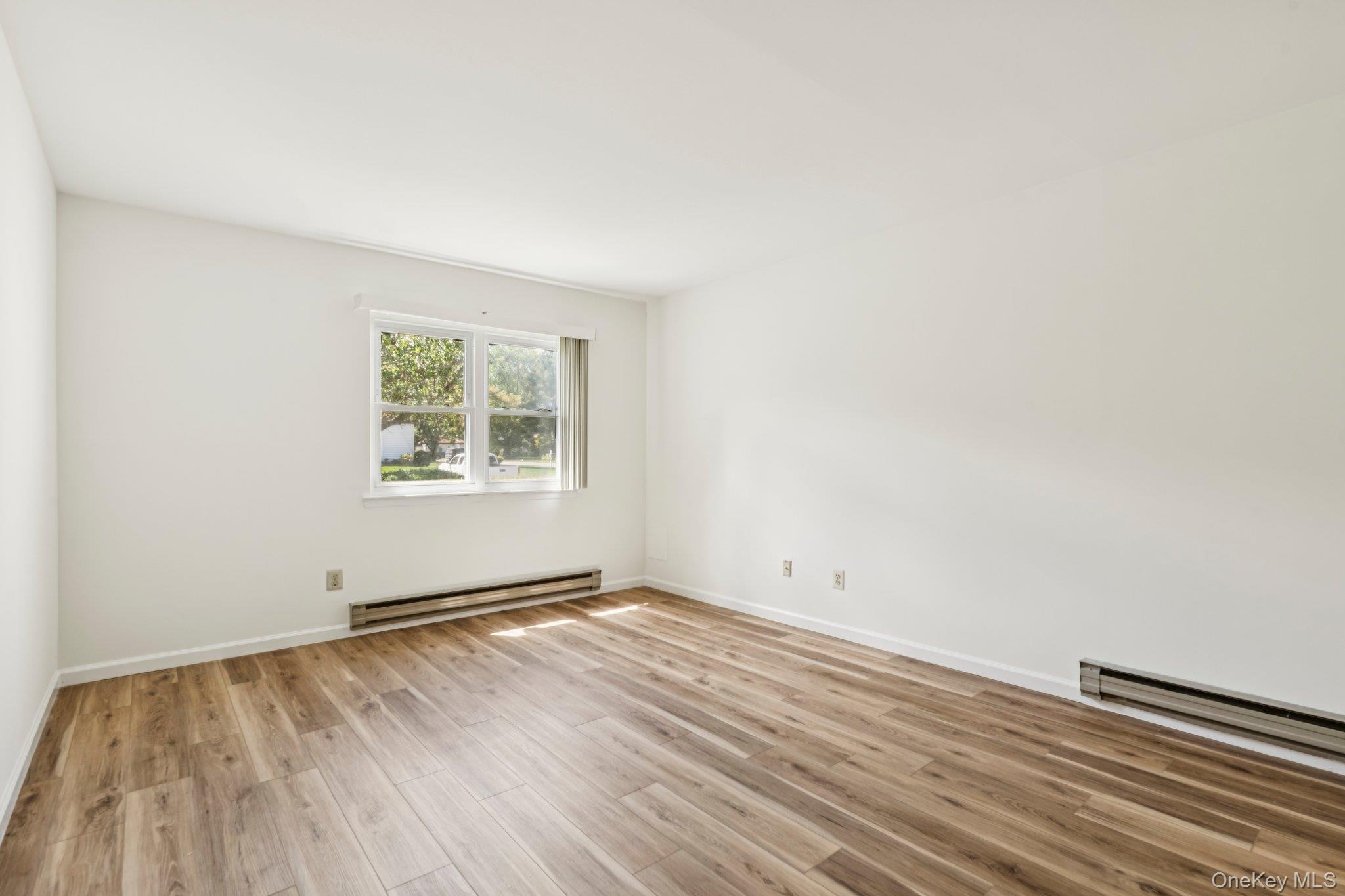 102 Gotham Way, Saint James, NY 11780