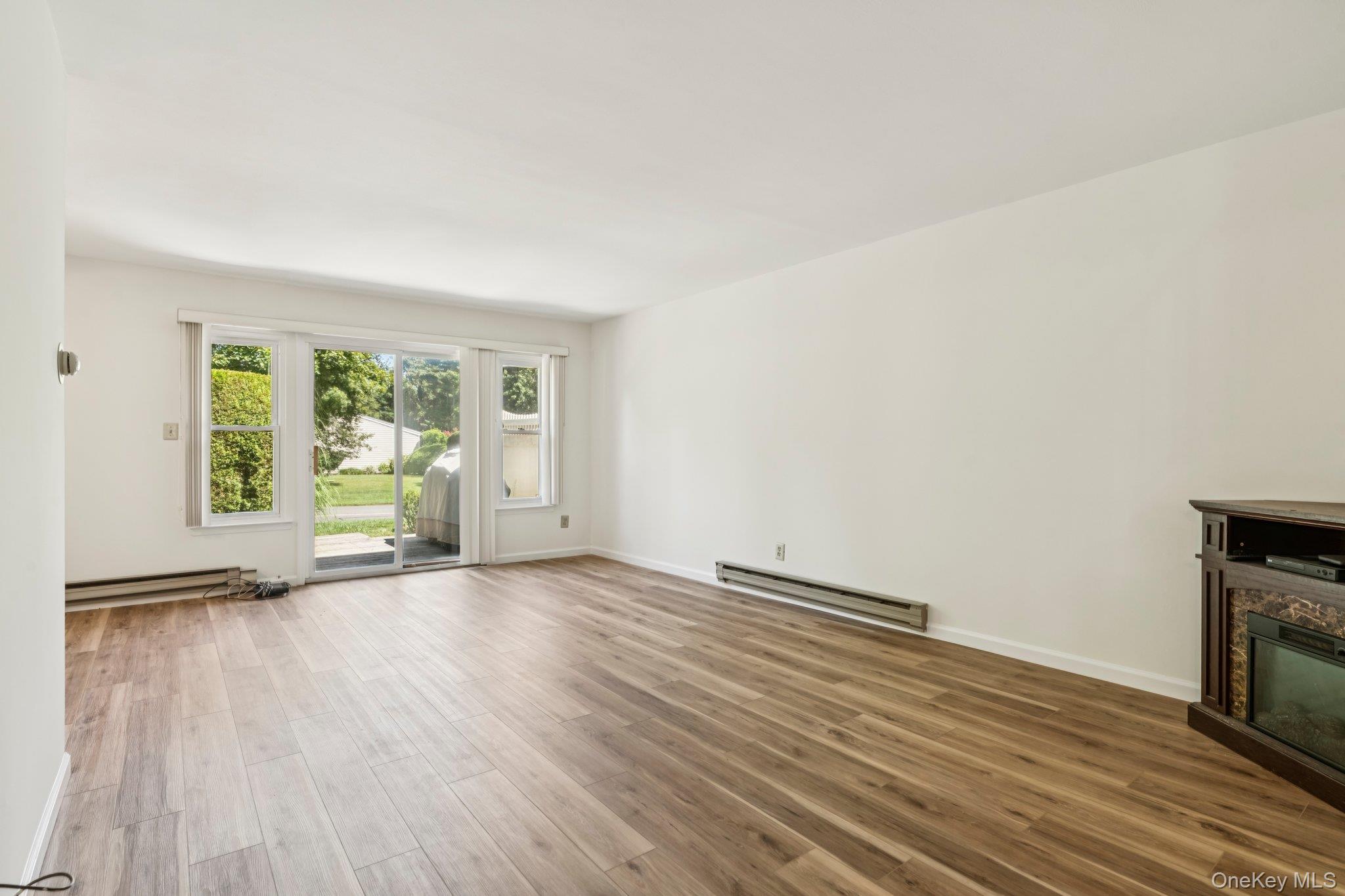 102 Gotham Way, Saint James, NY 11780