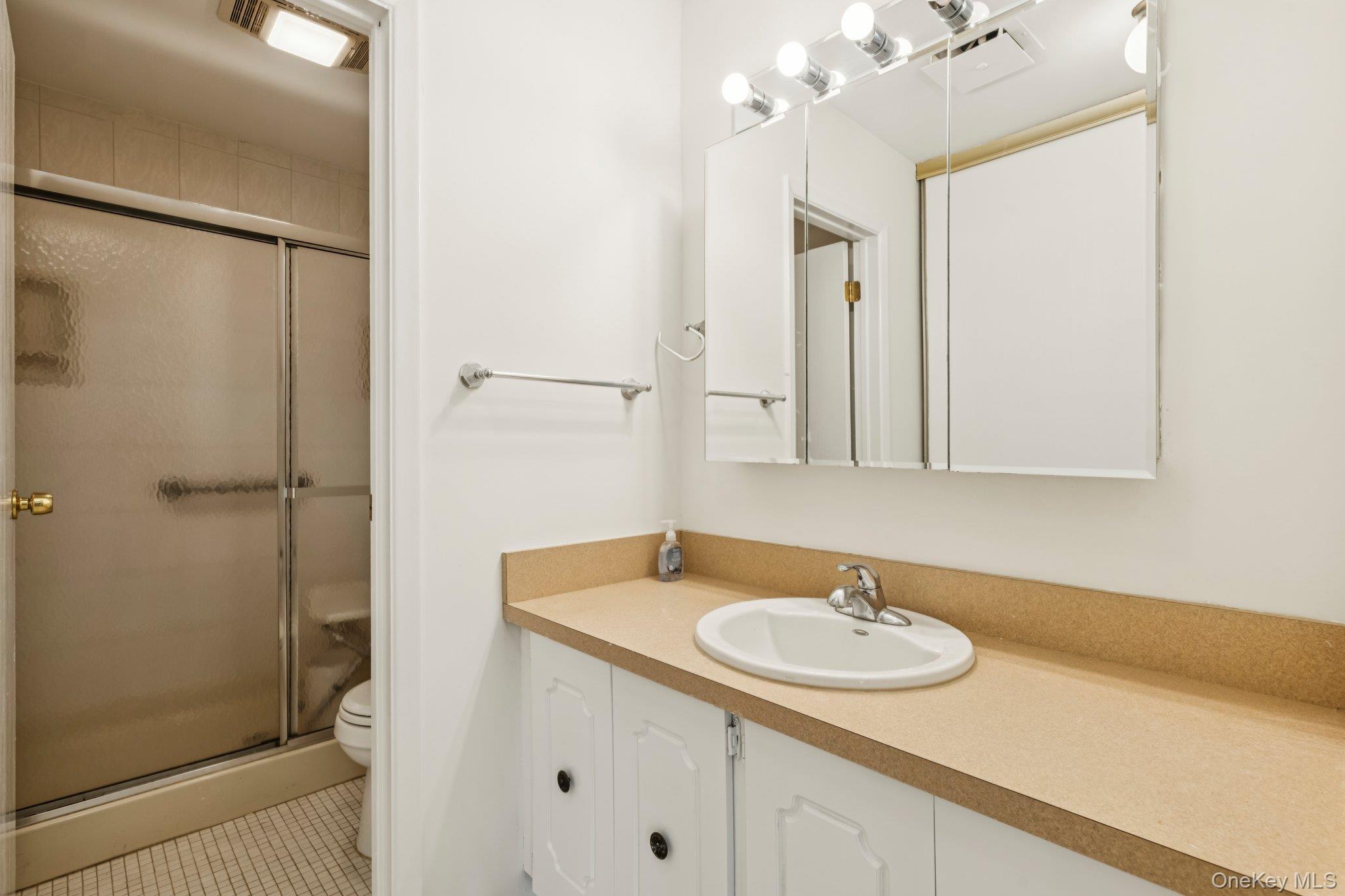 102 Gotham Way, Saint James, NY 11780