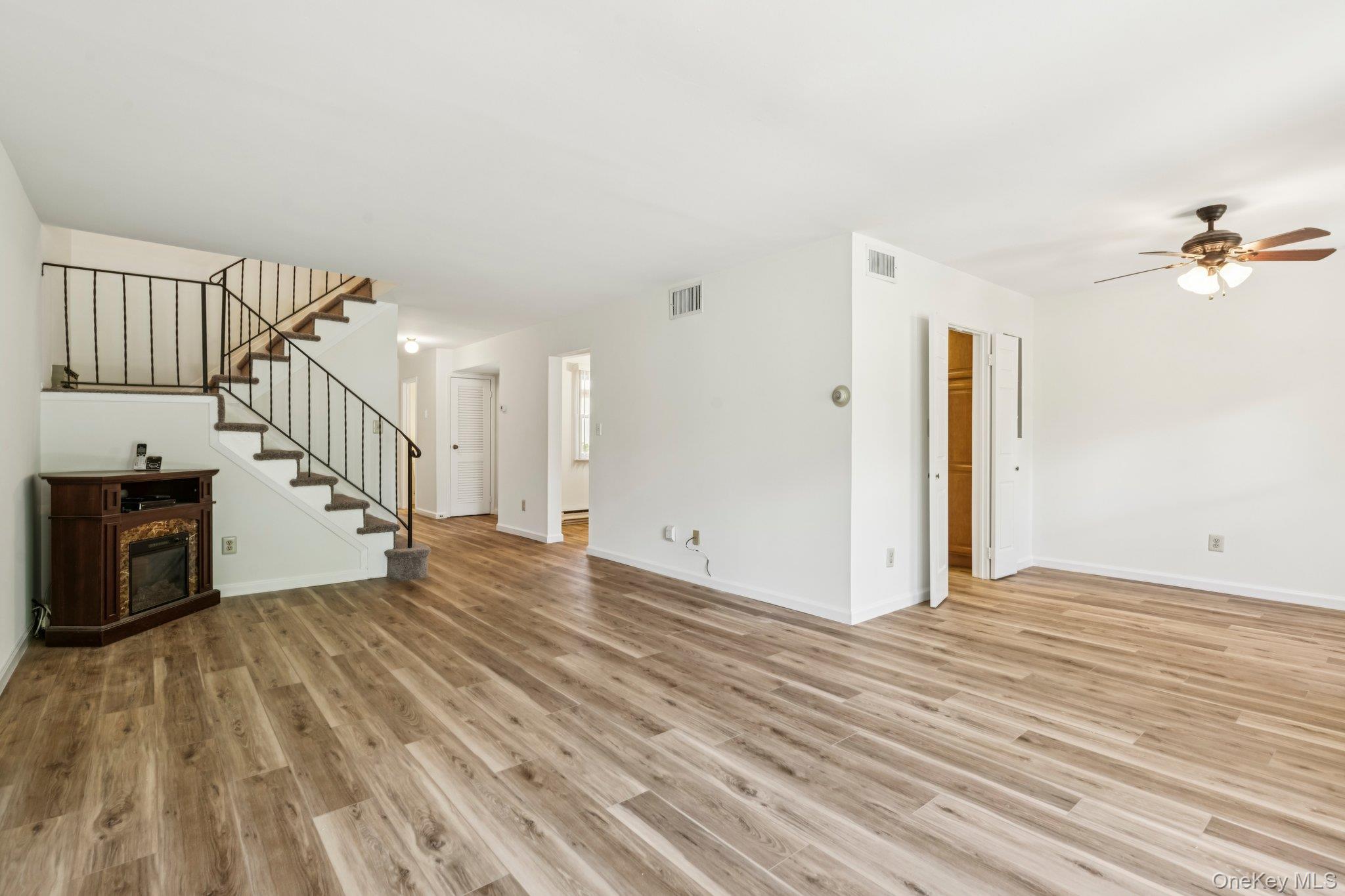 102 Gotham Way, Saint James, NY 11780