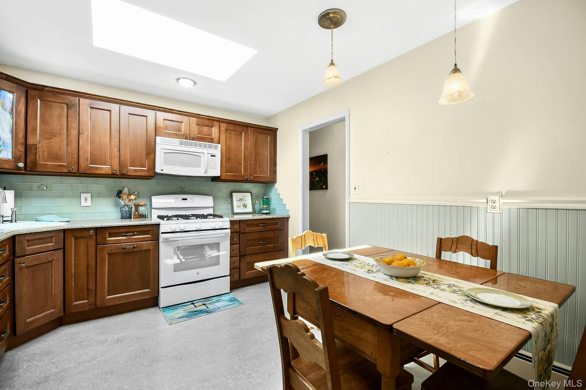 59 Wingam Drive, Islip, NY 11751