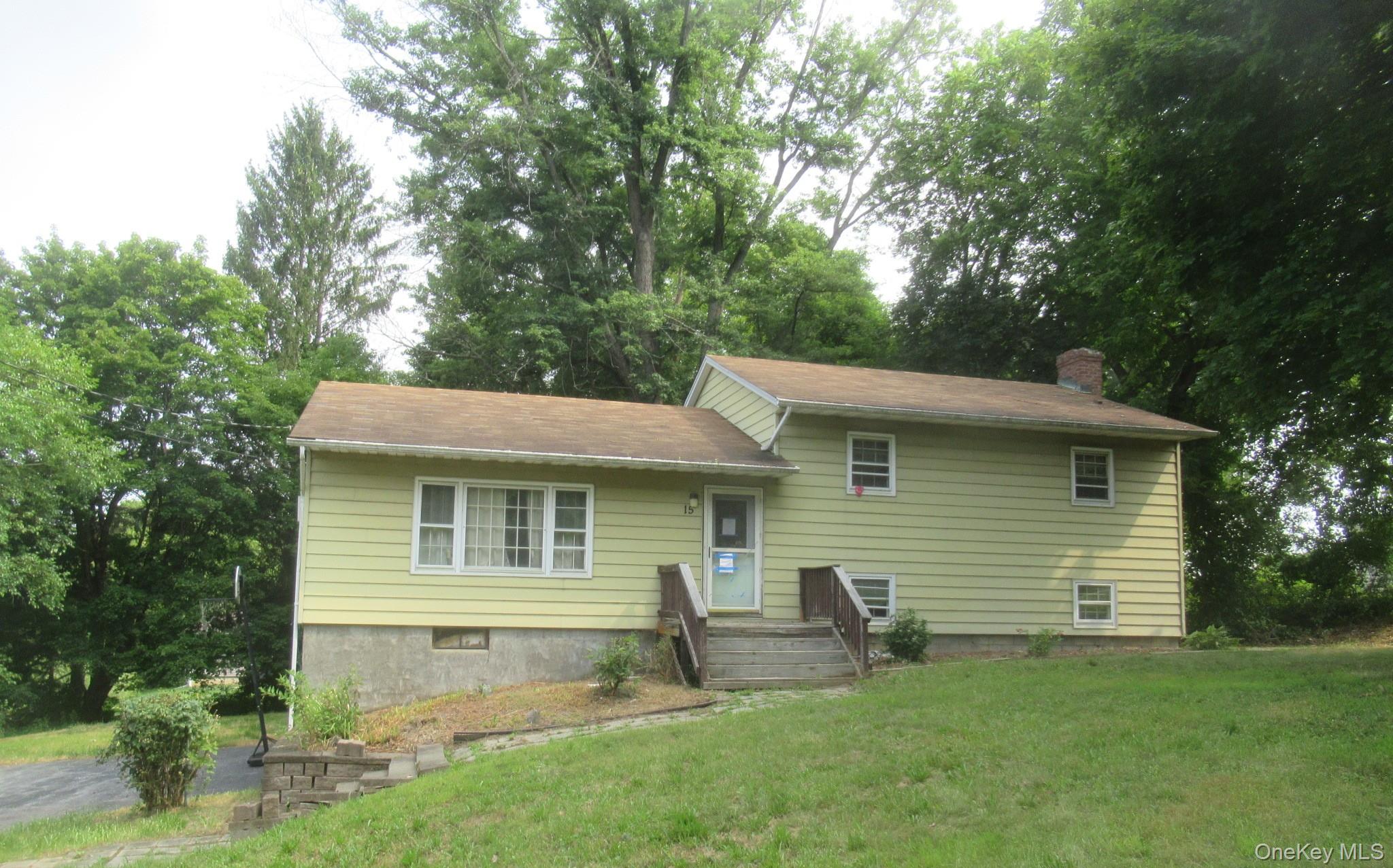 15 Barbara Lane, Pleasant Valley, NY 12569