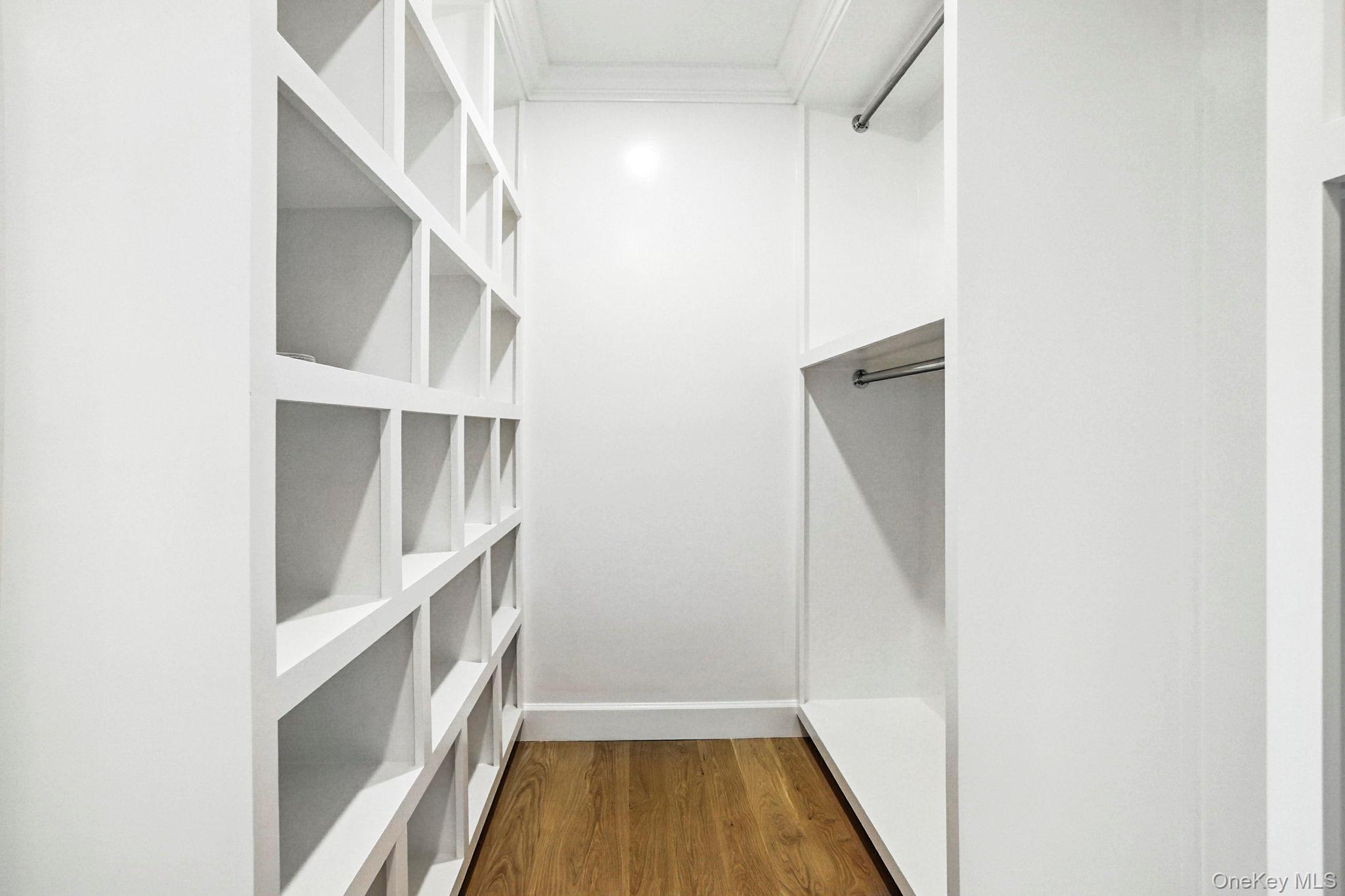 14 Shady Lane, Scarsdale, NY 10583