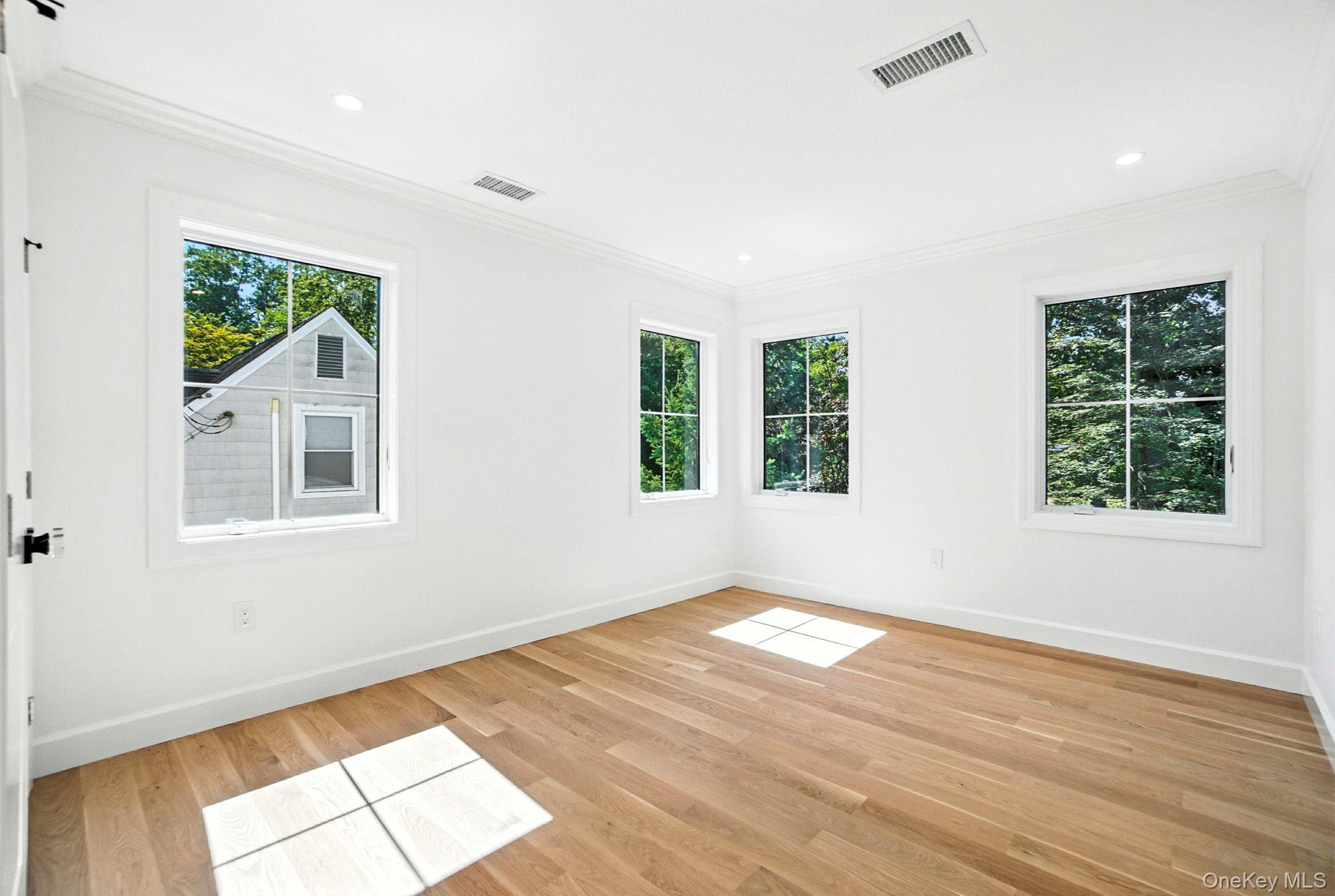 14 Shady Lane, Scarsdale, NY 10583