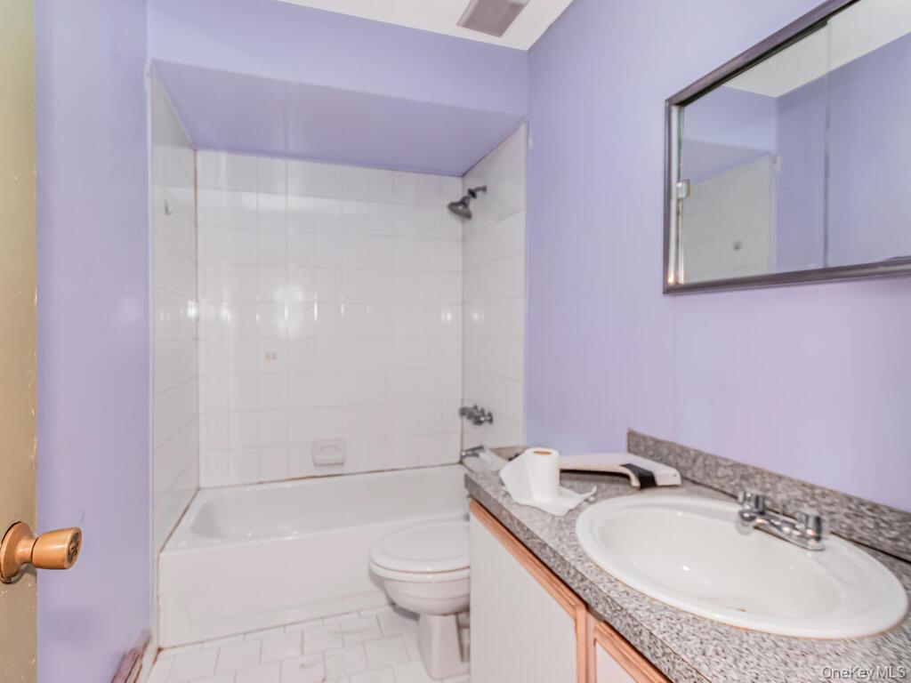 1567 Longfellow Avenue, Bronx, NY 10460