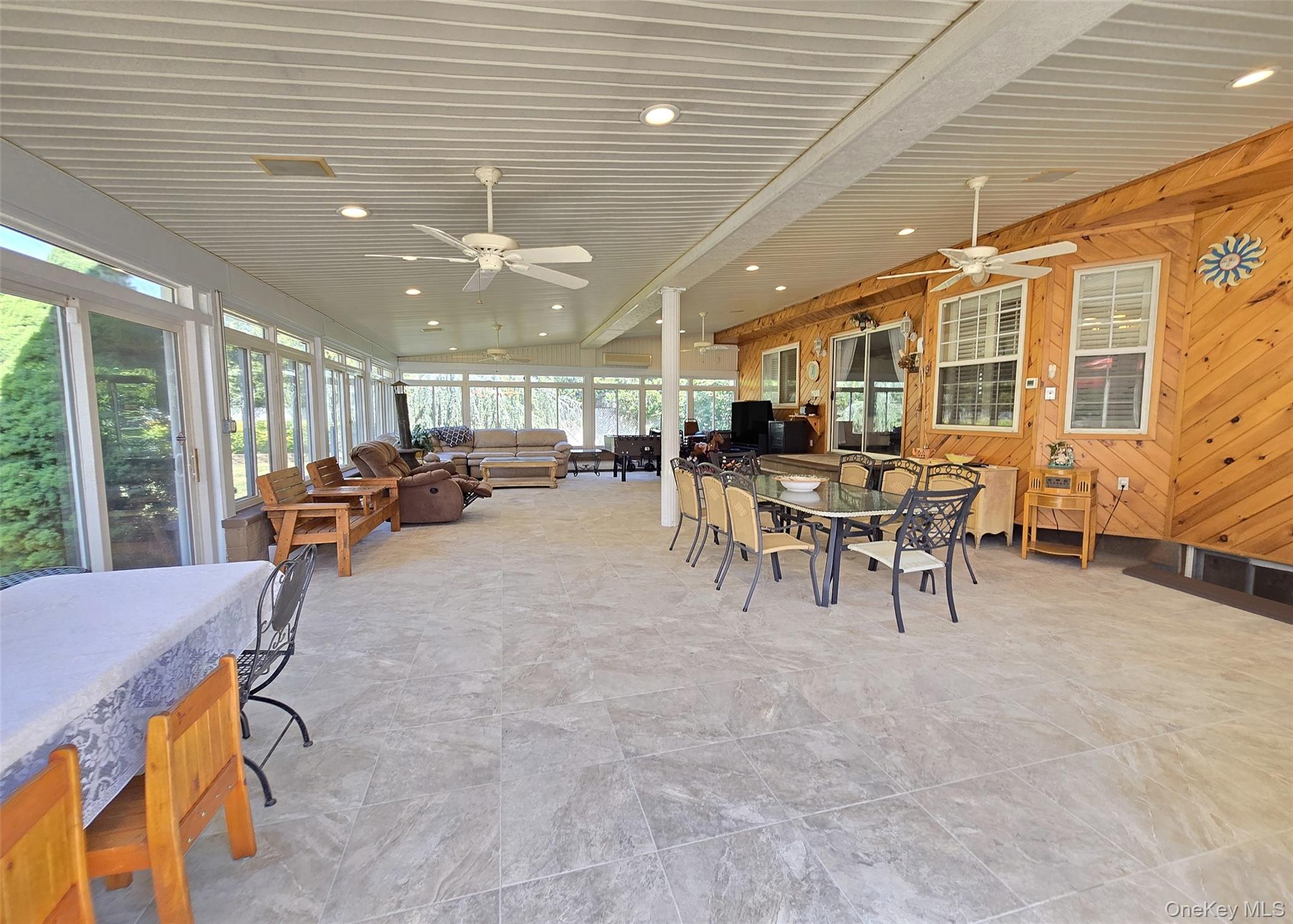 1130 Broadway Avenue, Holbrook, NY 11741