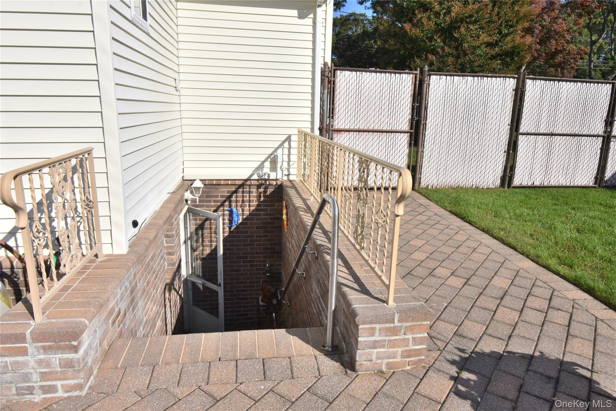 1130 Broadway Avenue, Holbrook, NY 11741