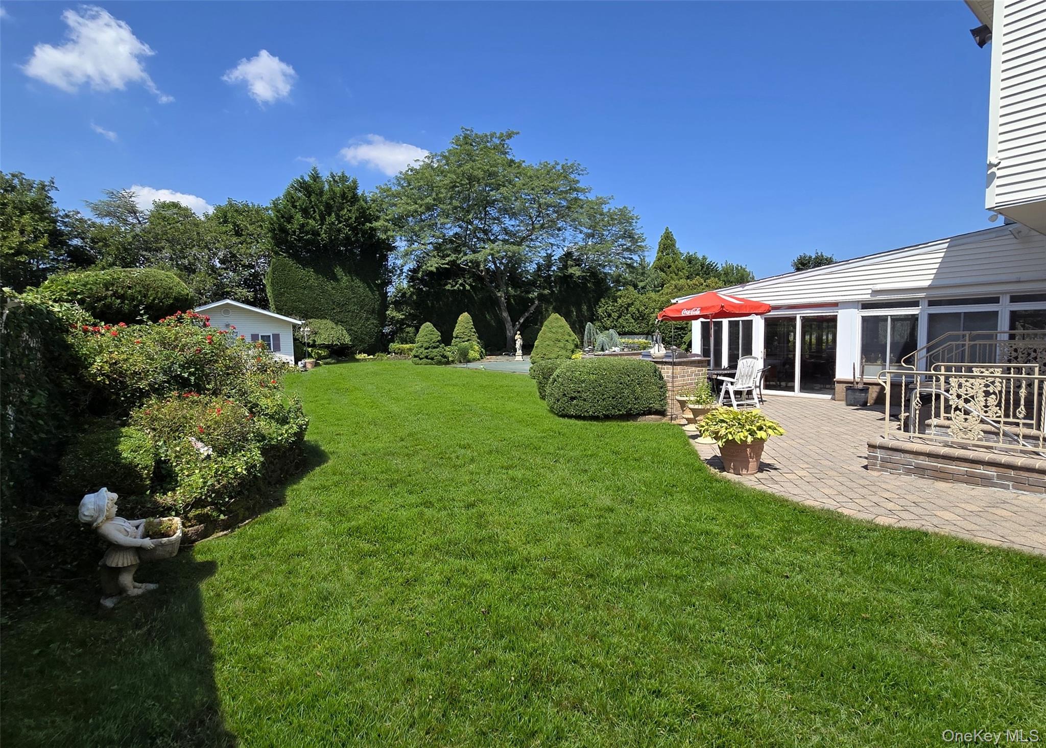 1130 Broadway Avenue, Holbrook, NY 11741