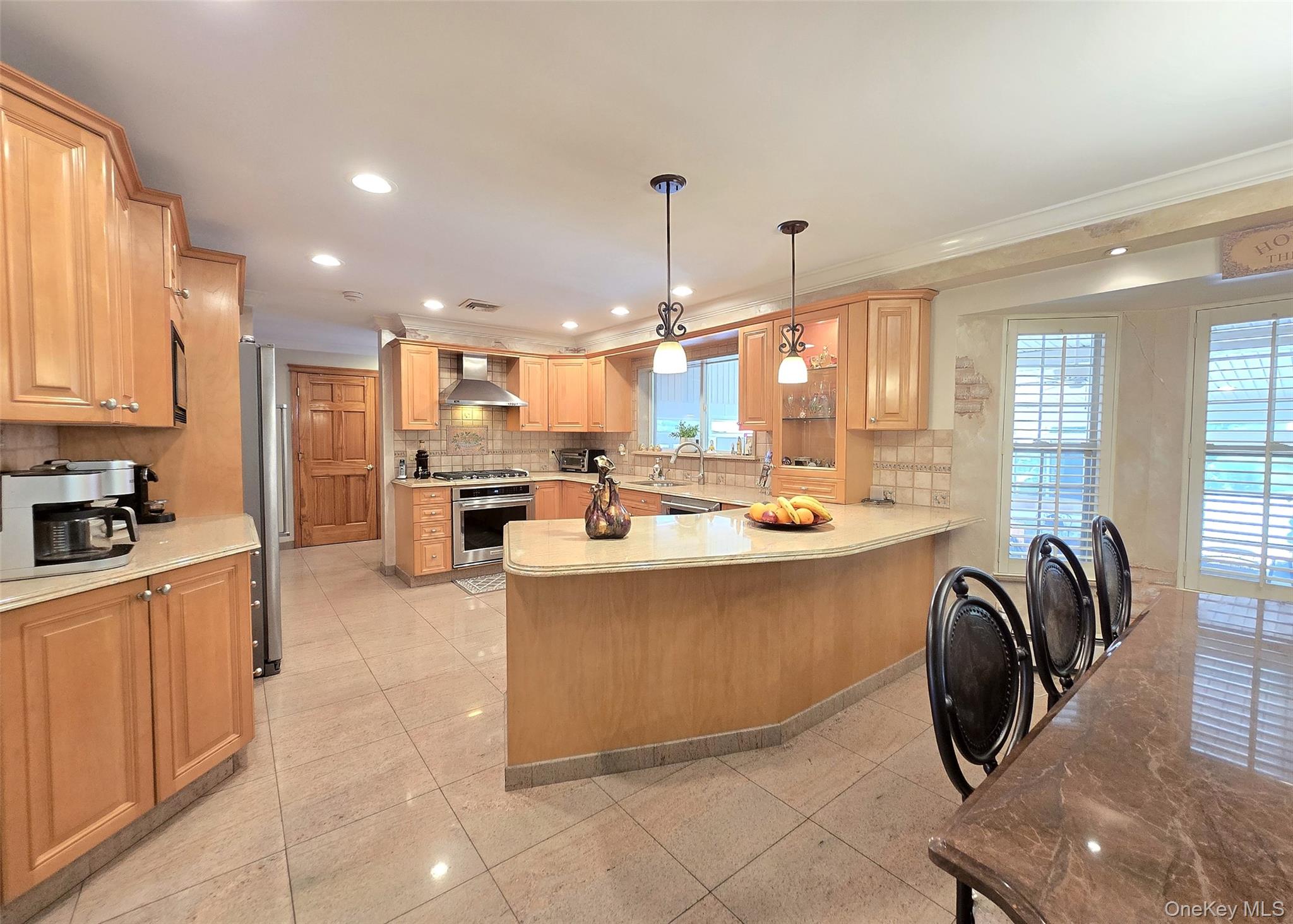 1130 Broadway Avenue, Holbrook, NY 11741