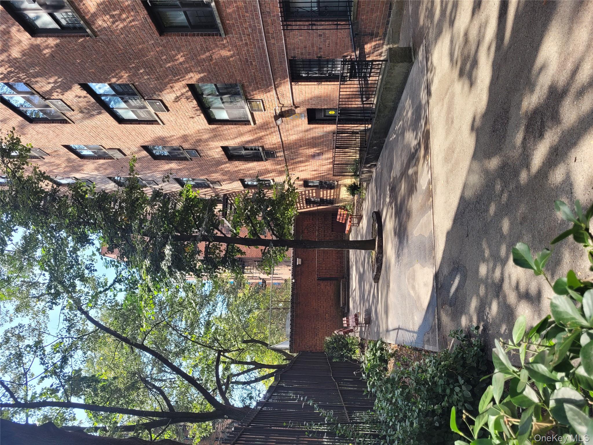 99-30 59th Avenue # 3K, Corona, NY 11368