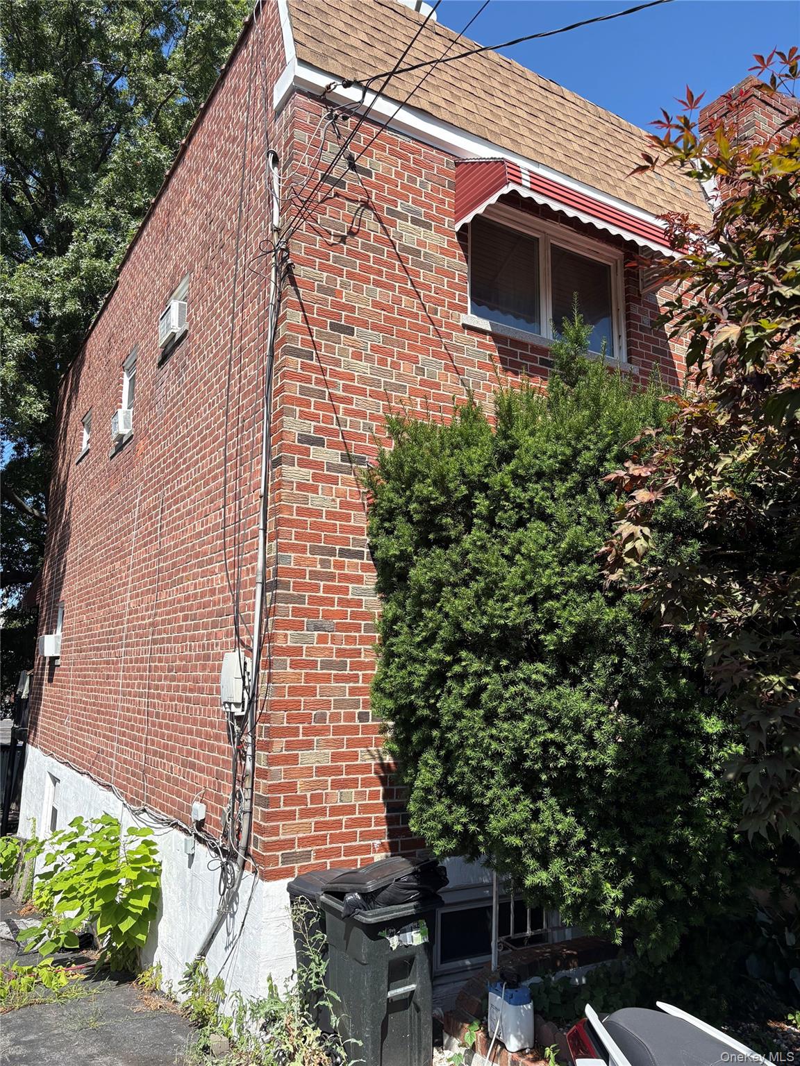 931 E 232nd Street, Bronx, NY 10466