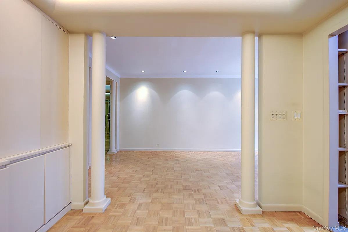 11034 73rd Road # 1D, Forest Hills, NY 11375