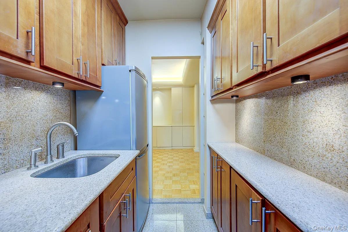 11034 73rd Road # 1D, Forest Hills, NY 11375