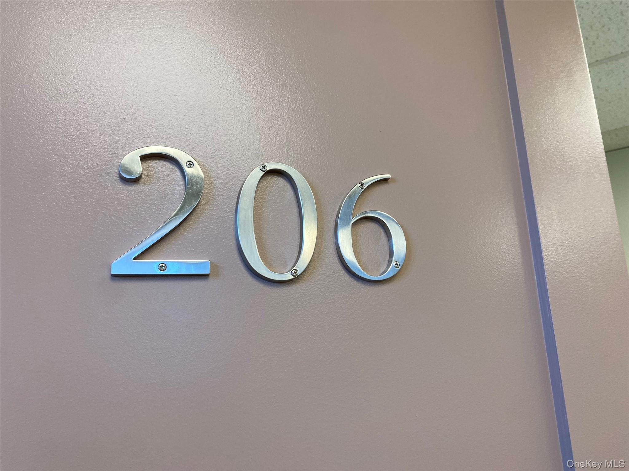 1285 Montauk Highway # 206, Copiague, NY 11726