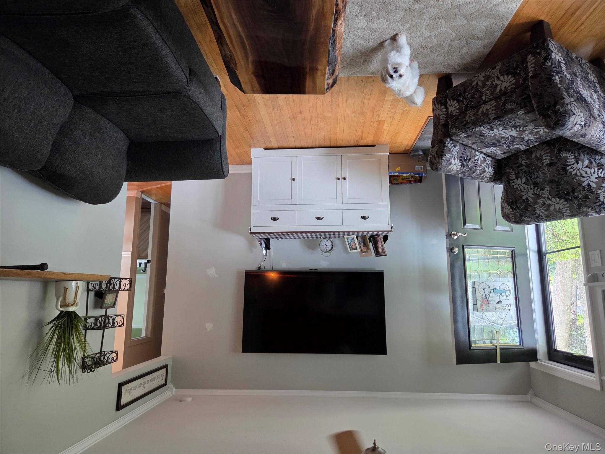 376 Grace Street, Holbrook, NY 11741